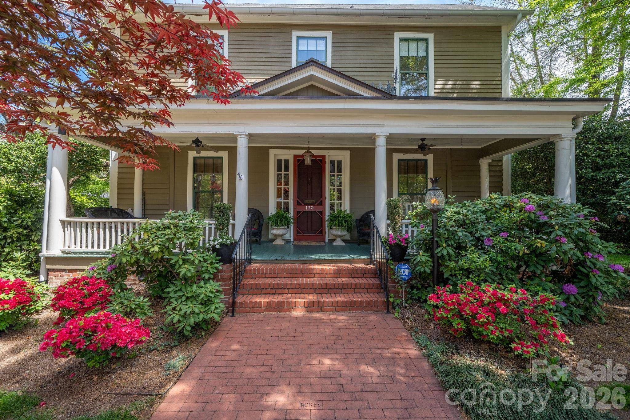 130 N Mulberry ST, Statesville, NC 28677