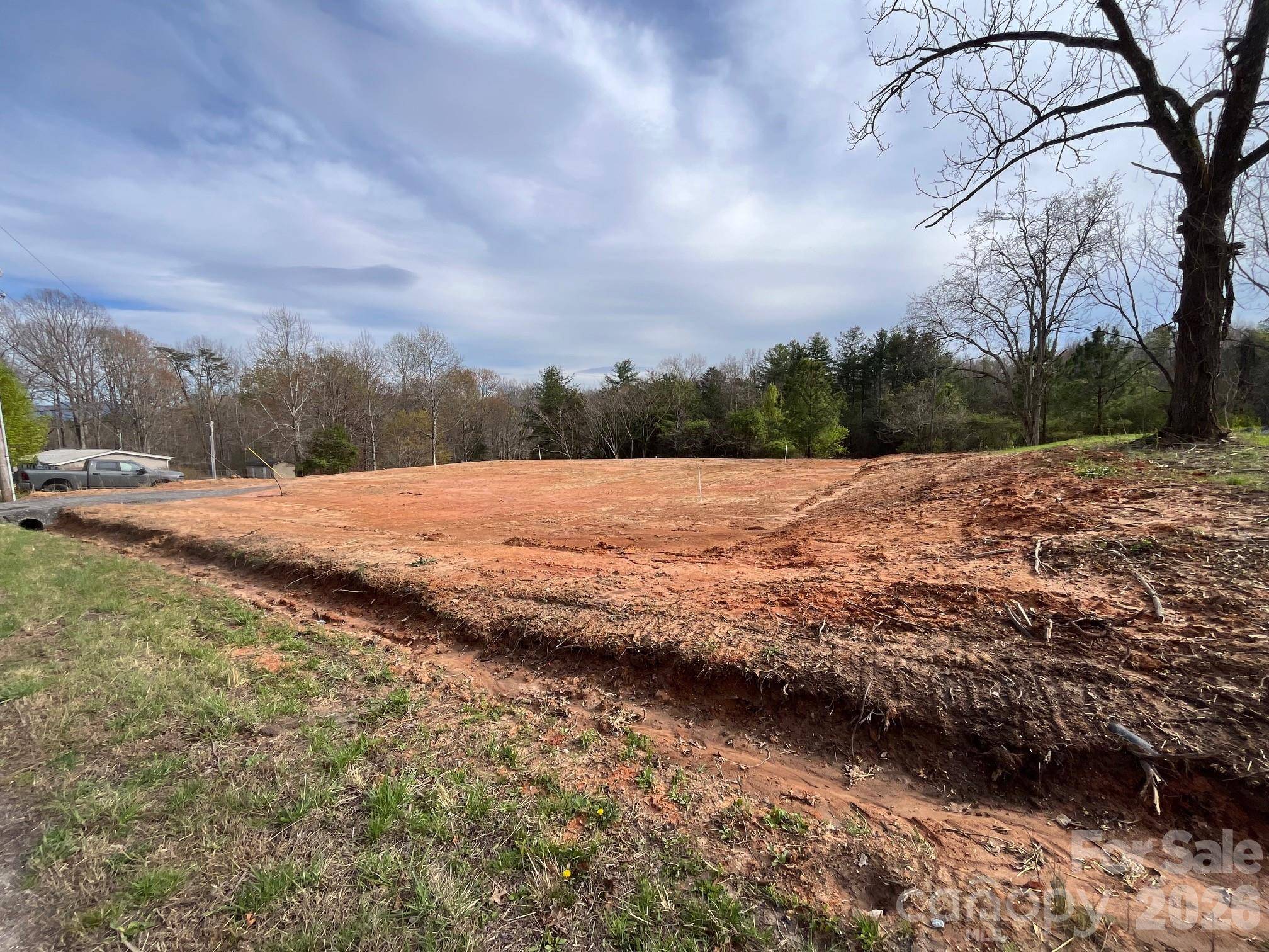 1002 Pinnacle Church RD, Nebo, NC 28761
