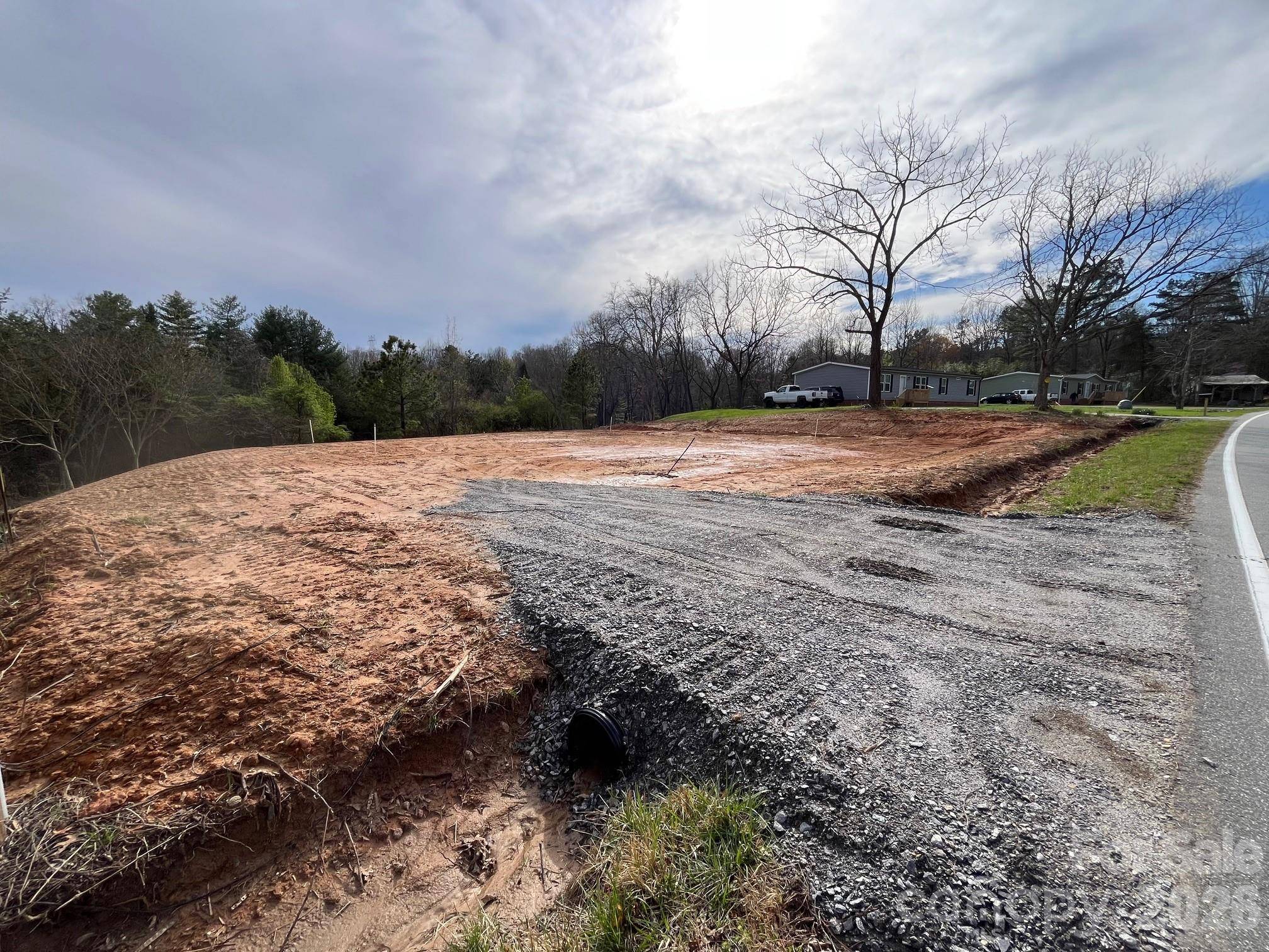 1002 Pinnacle Church RD, Nebo, NC 28761