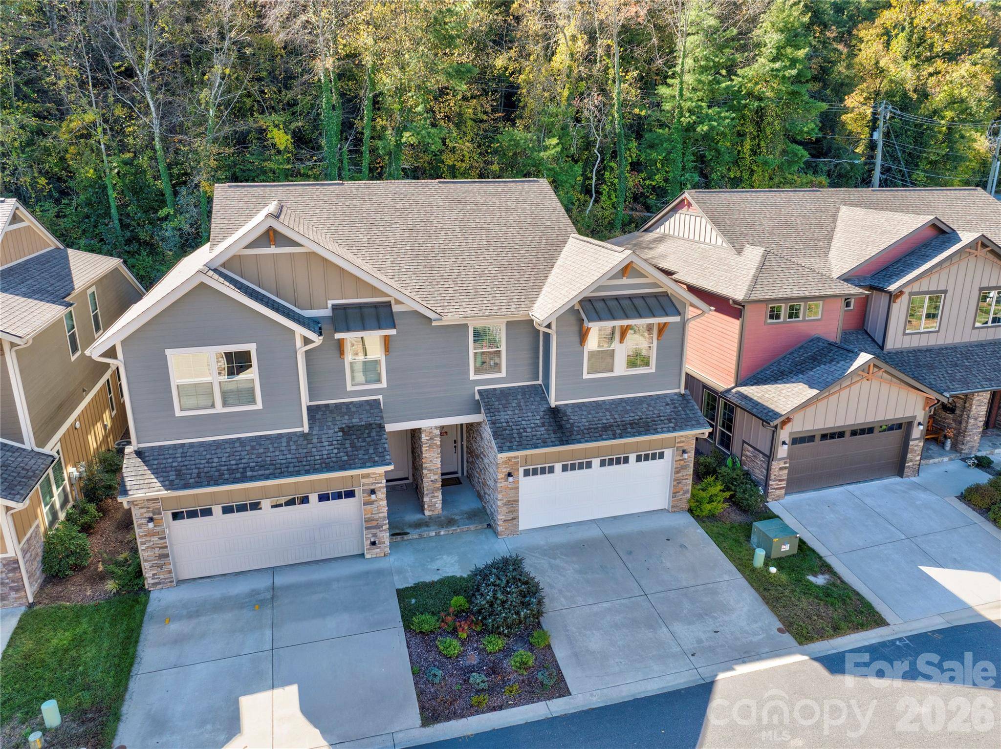 509 Sweet Birch Park LN, Black Mountain, NC 28711