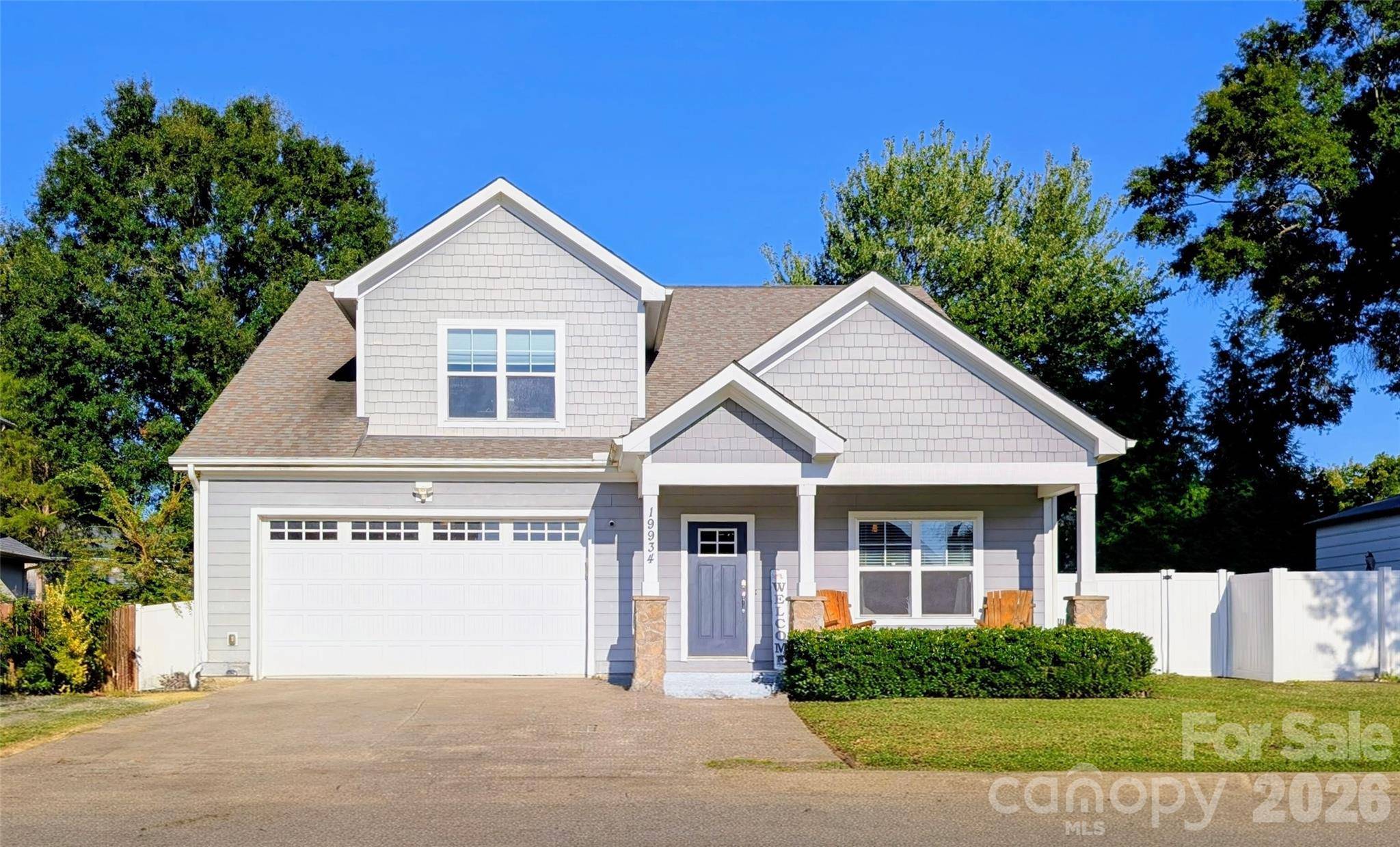 19934 Walter Henderson RD, Cornelius, NC 28031