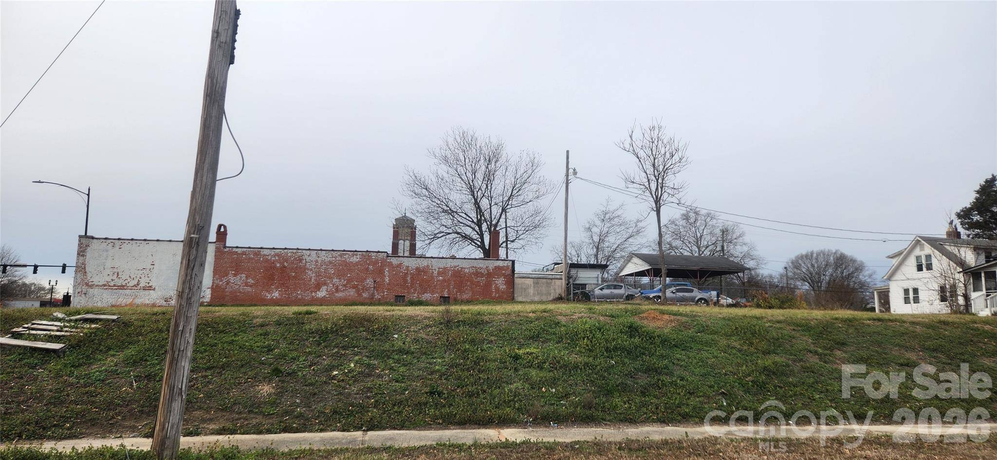 1114 W Franklin BLVD W, Gastonia, NC 28052