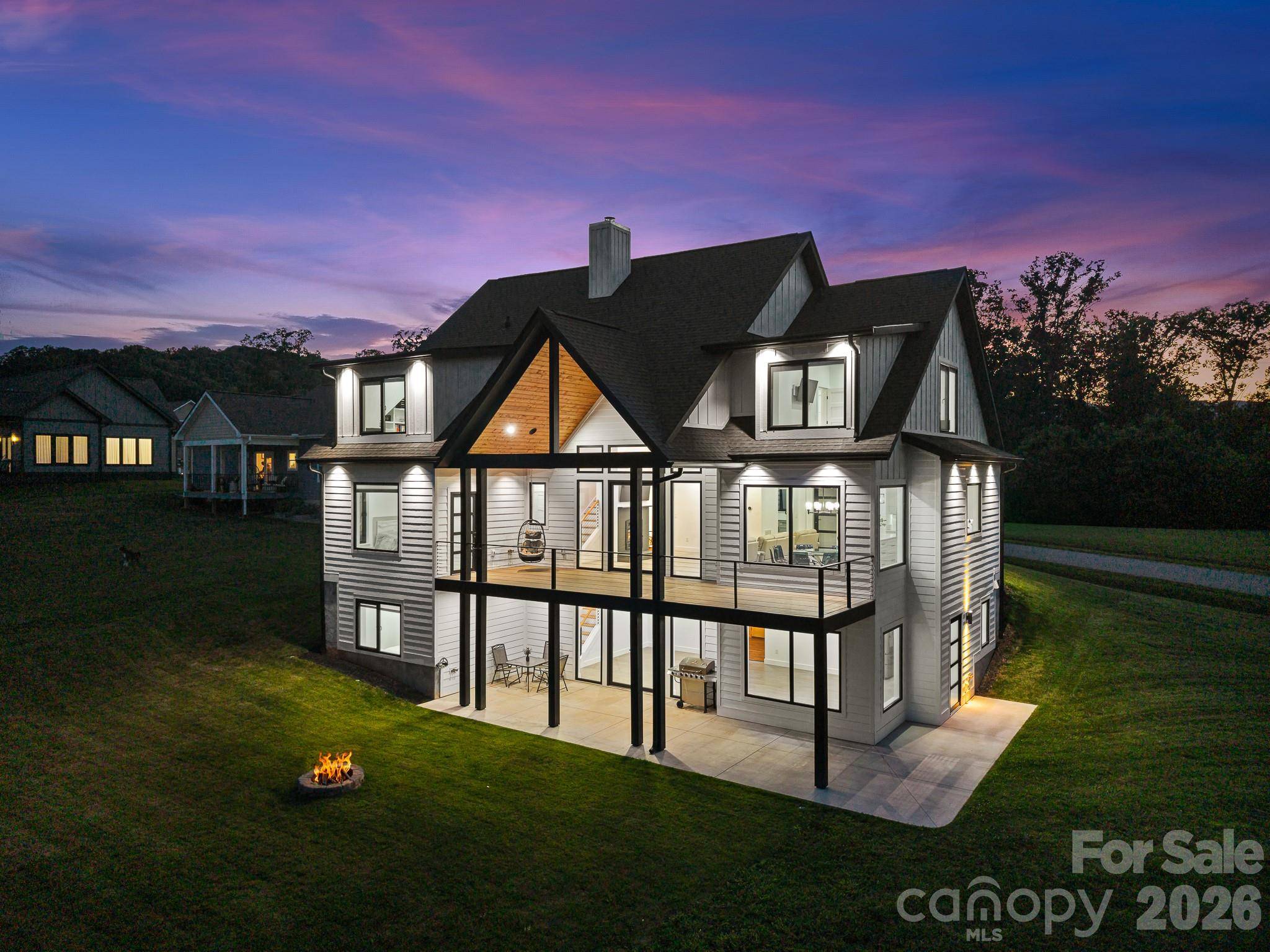 1026 Hillside Ridge RD, Candler, NC 28715