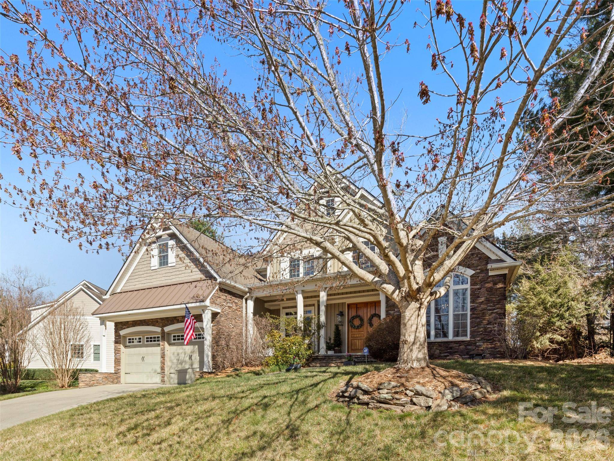 47 Ledgestone DR, Fairview, NC 28730