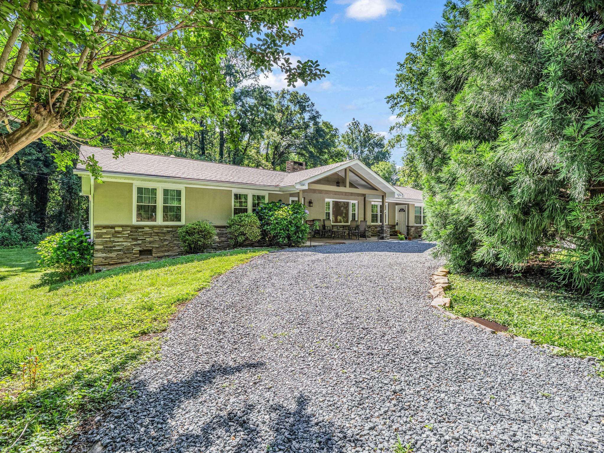 260 Warrior DR, Tryon, NC 28782