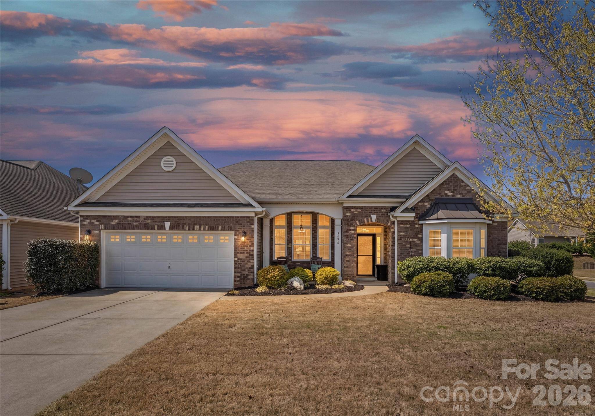 596 Rosemary LN, Tega Cay, SC 29708