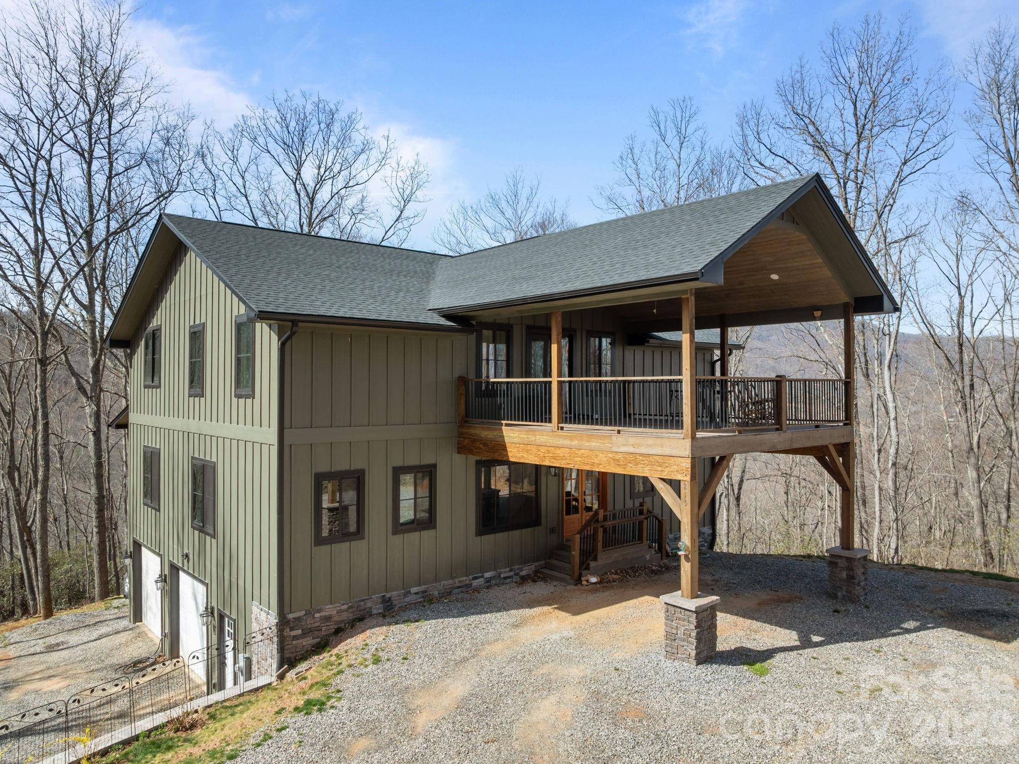215 Ridgeway RD, Candler, NC 28715