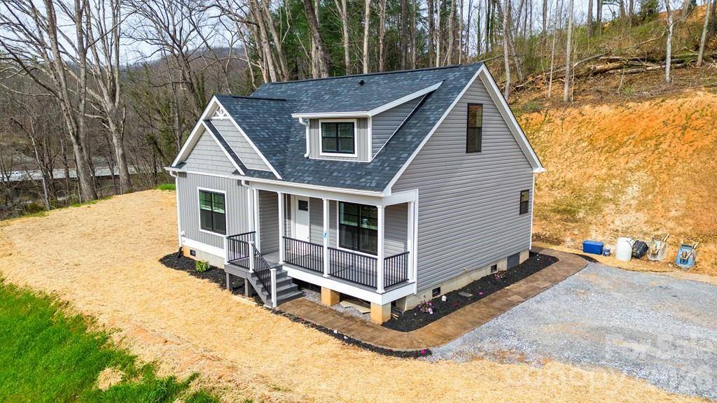 67 Patterson DR, Dillsboro, NC 28725