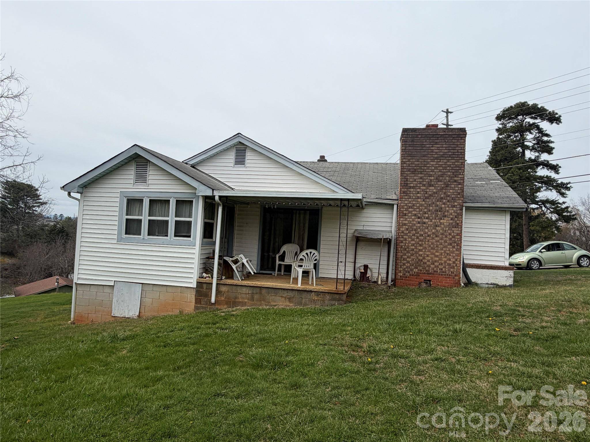 72 Alexander RD, Weaverville, NC 28787