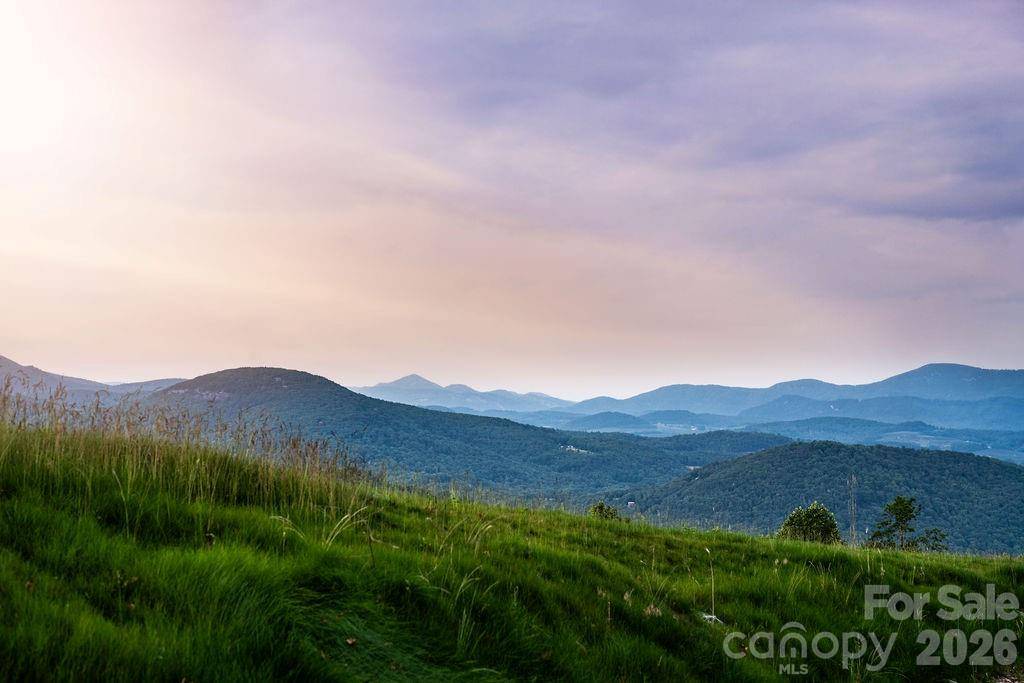 TBD Summit Trail DR #26, Hendersonville, NC 28792