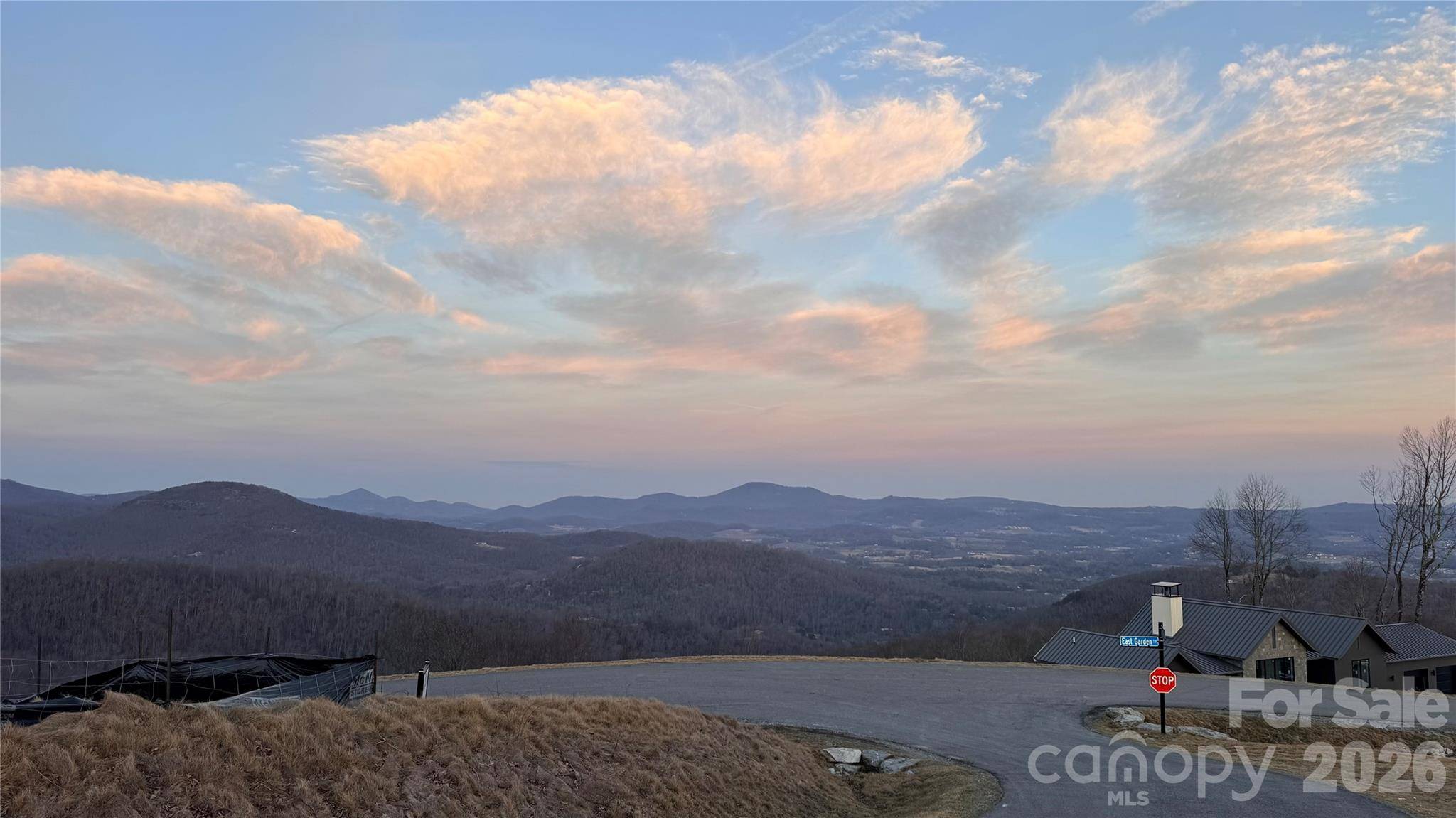 TBD Summit Trail DR #26, Hendersonville, NC 28792