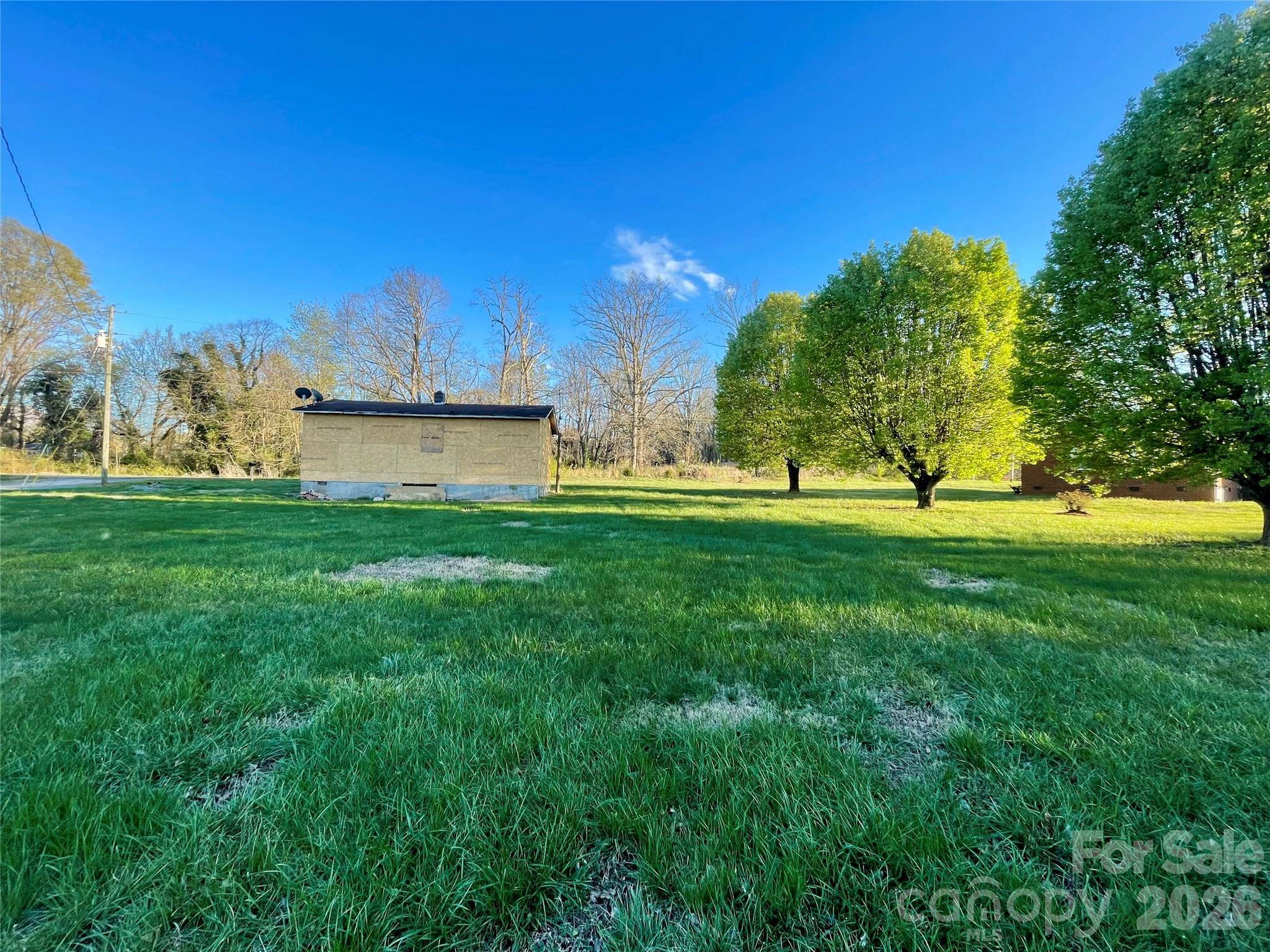 119 Z A Hunter RD, Bessemer City, NC 28016