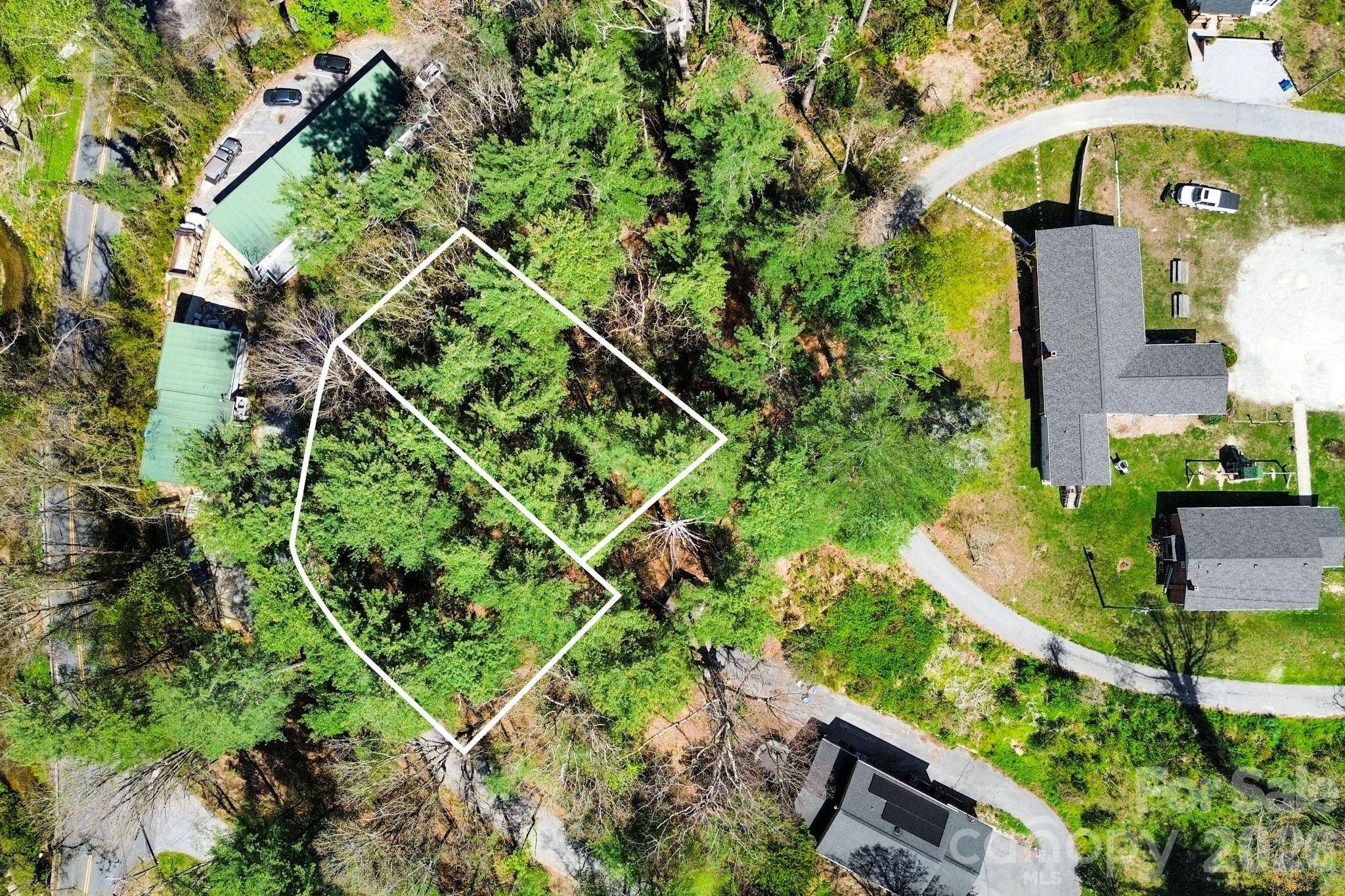 00 Toms Park CIR #21&22, Hendersonville, NC 28792