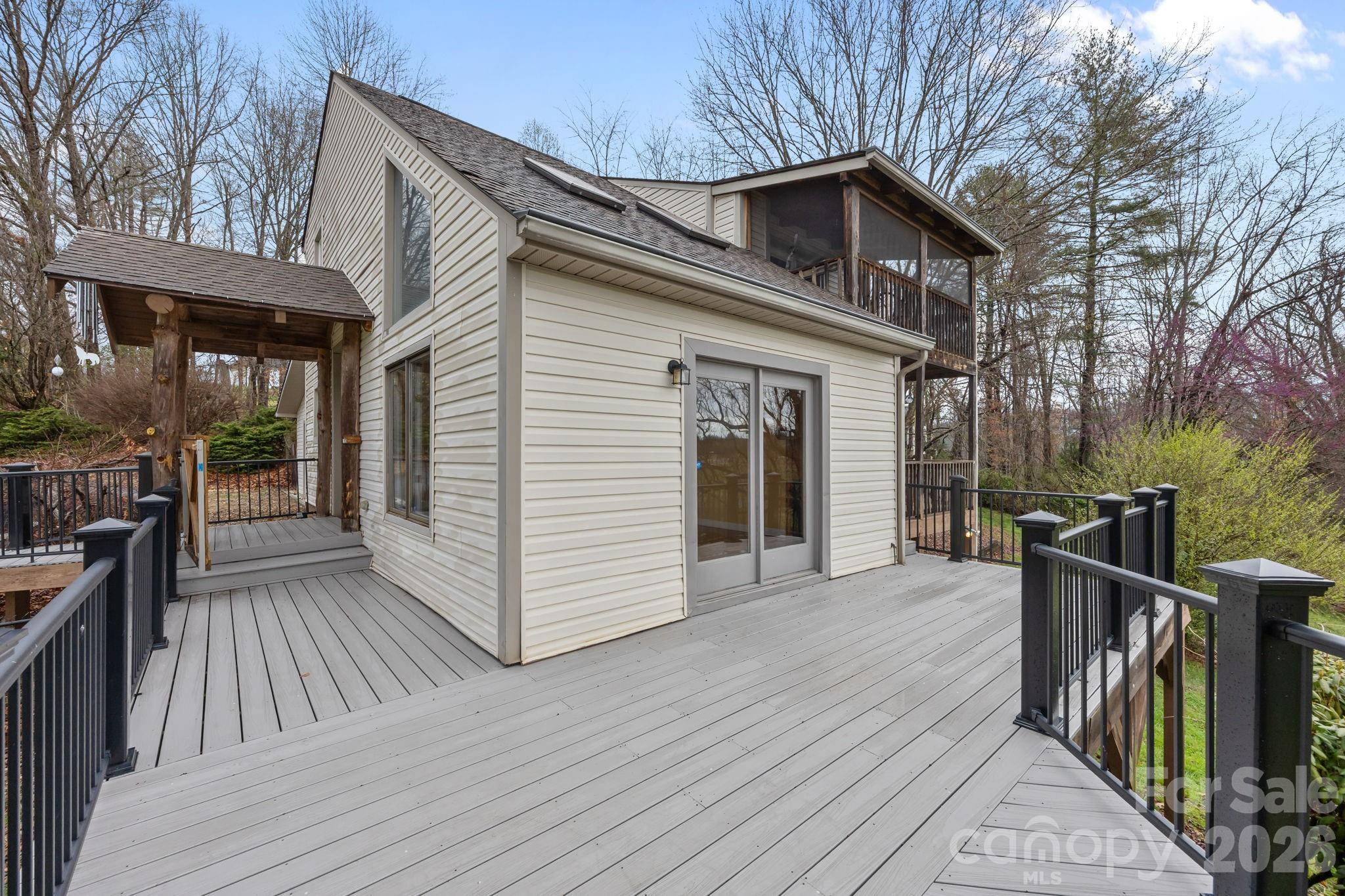 234 Justice Ridge RD, Candler, NC 28715
