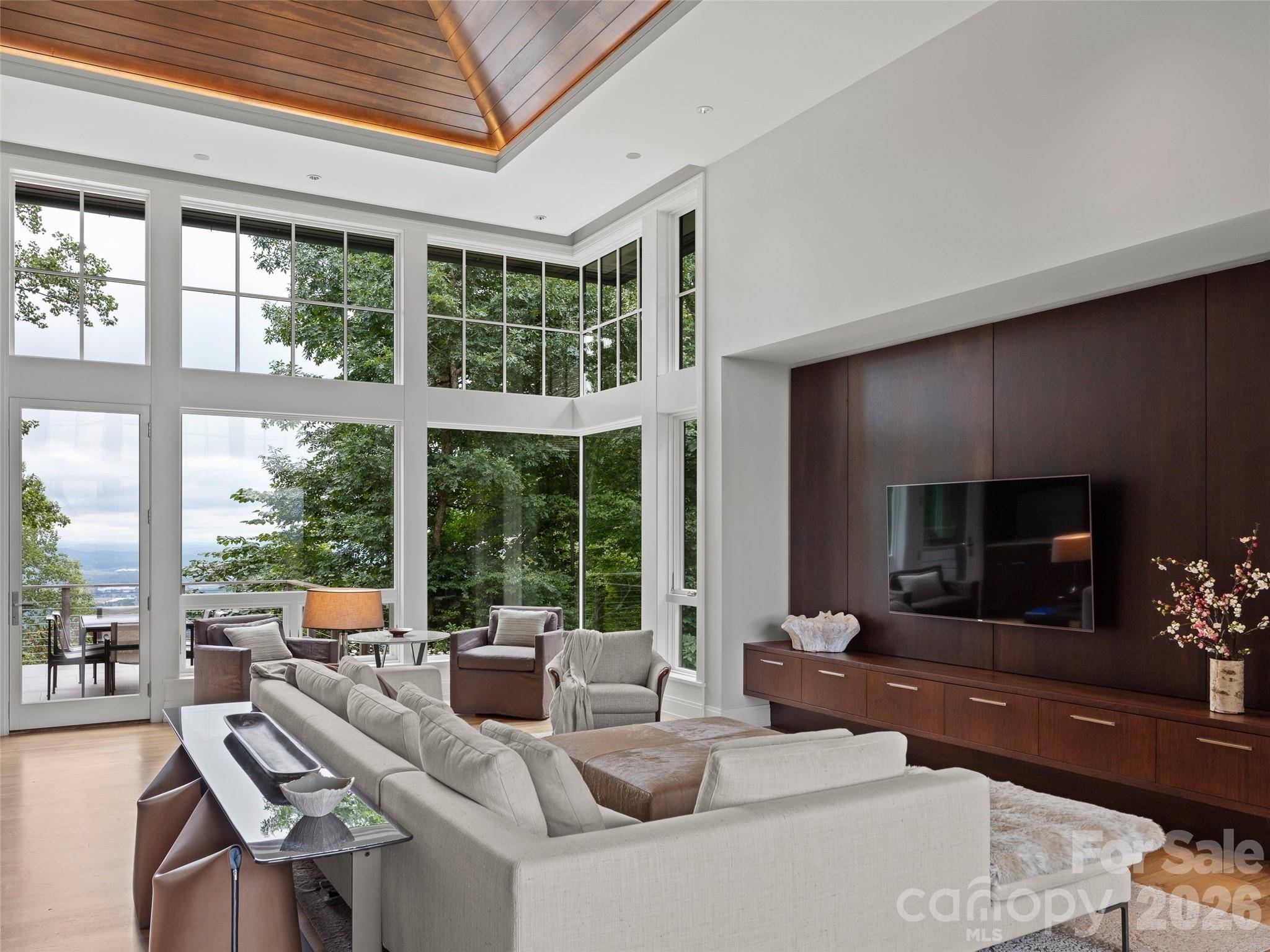 8 Deer Grass CT, Arden, NC 28704