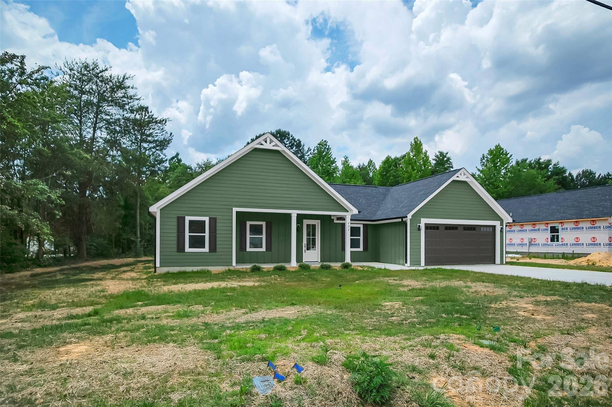404 JC Dellinger RD, Cherryville, NC 28021