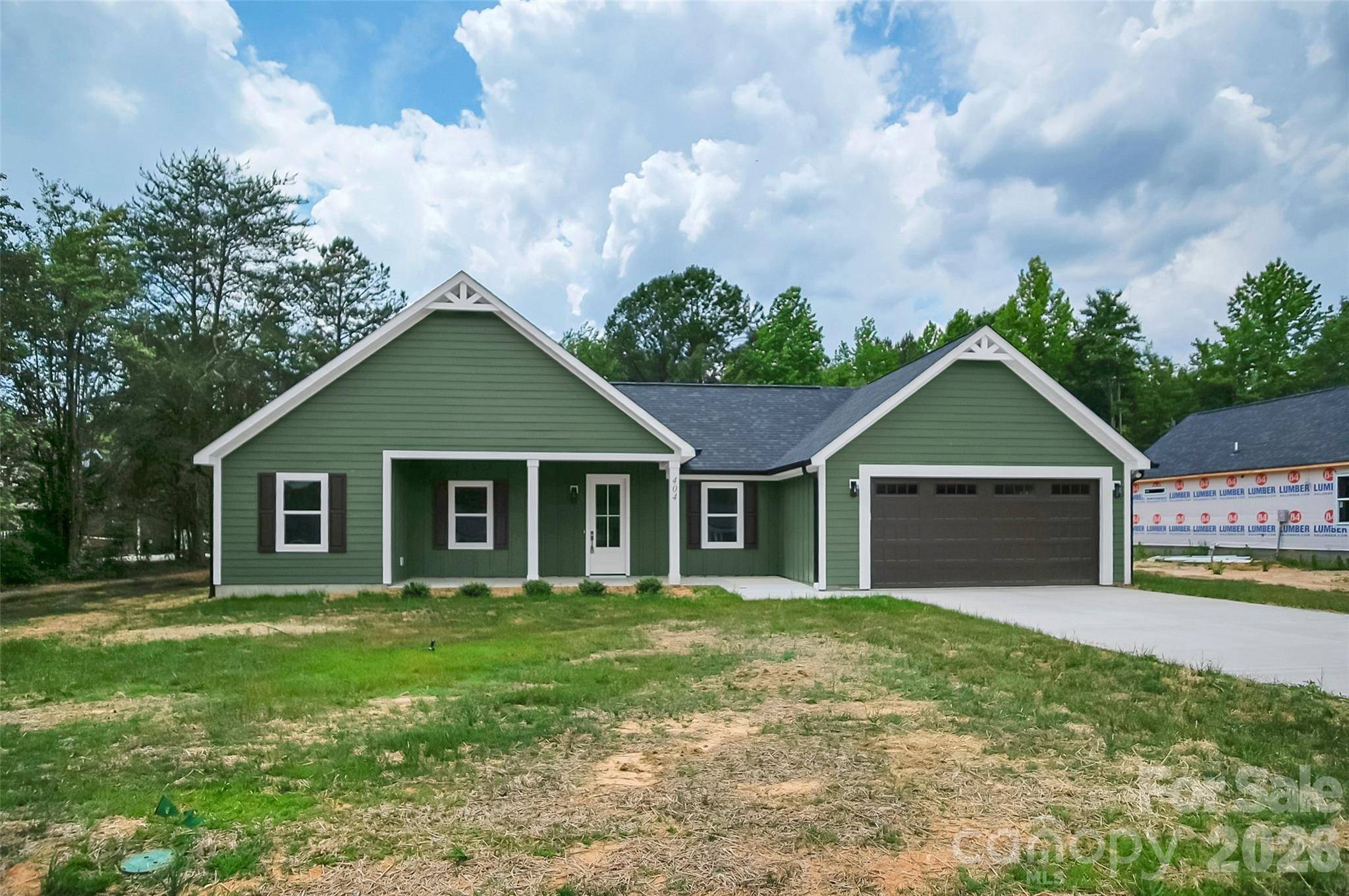 404 JC Dellinger RD, Cherryville, NC 28021