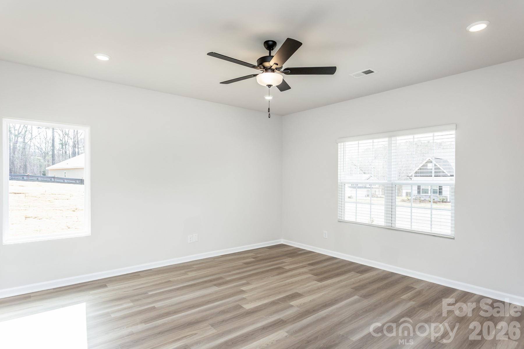 3417 Robindale DR, Winston Salem, NC 27127