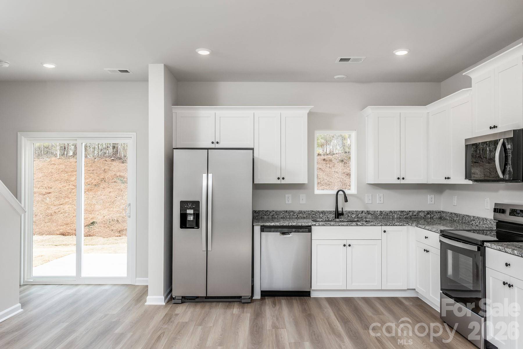 3417 Robindale DR, Winston Salem, NC 27127