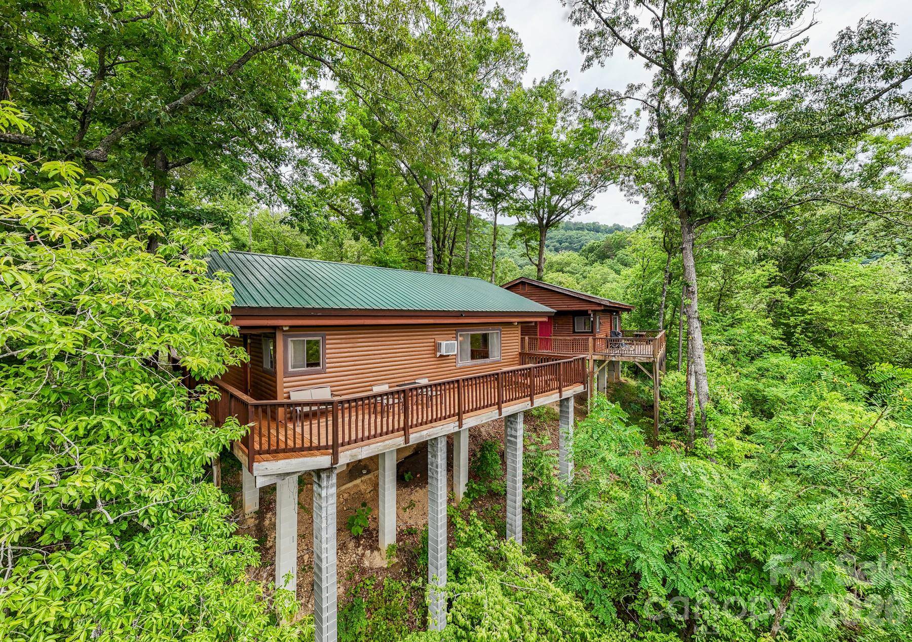 307 Blue Ridge Pkwy, Bryson City, NC 28713