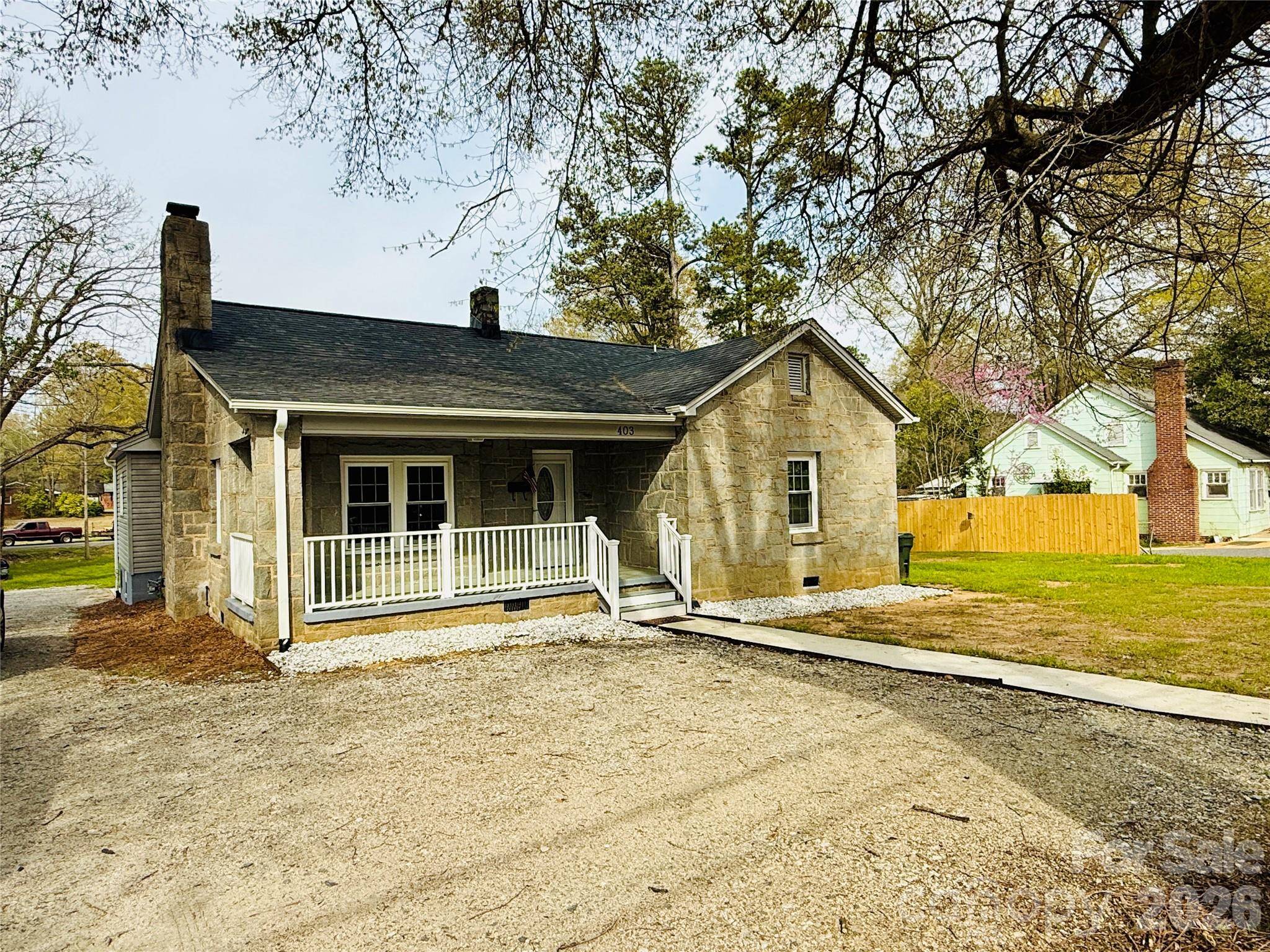 403 Liberty ST E, York, SC 29745