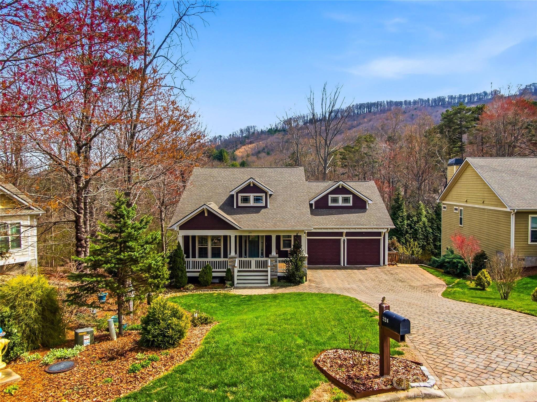 324 Fennel Dun CIR, Biltmore Lake, NC 28715