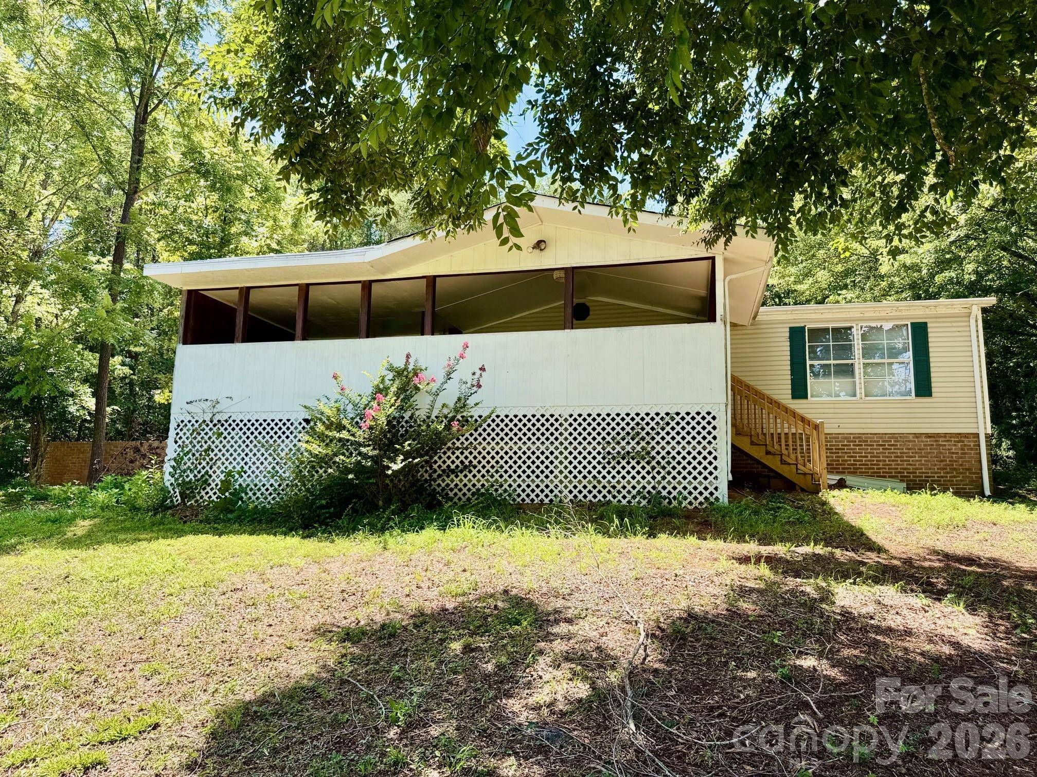 121 C & K DR, Taylorsville, NC 28681