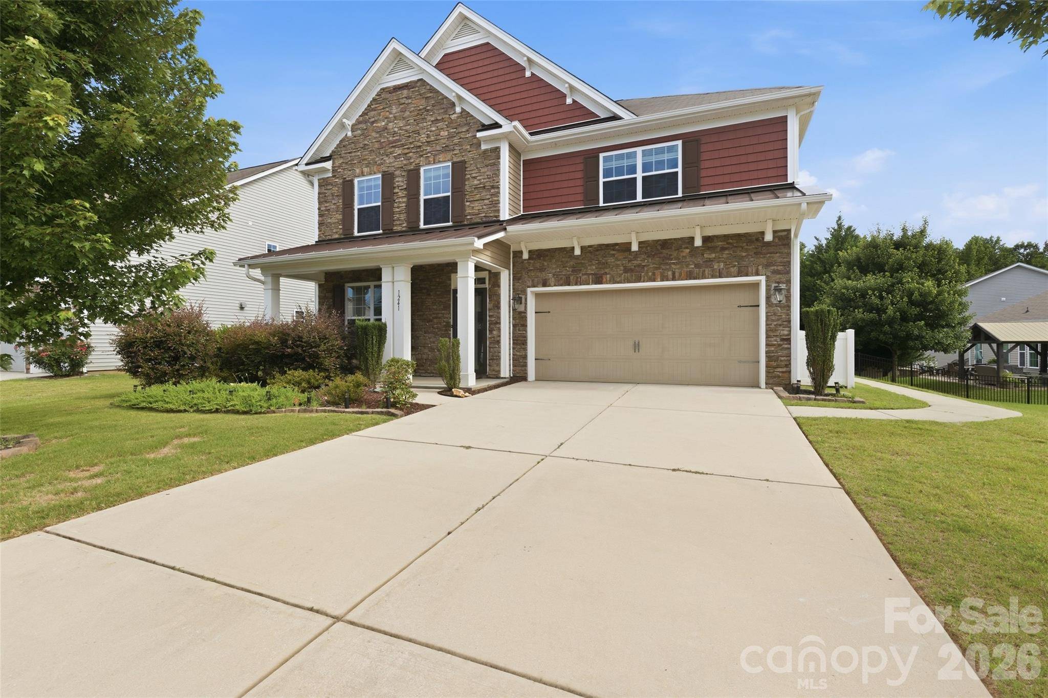1241 Horsesugar RD, Clover, SC 29710