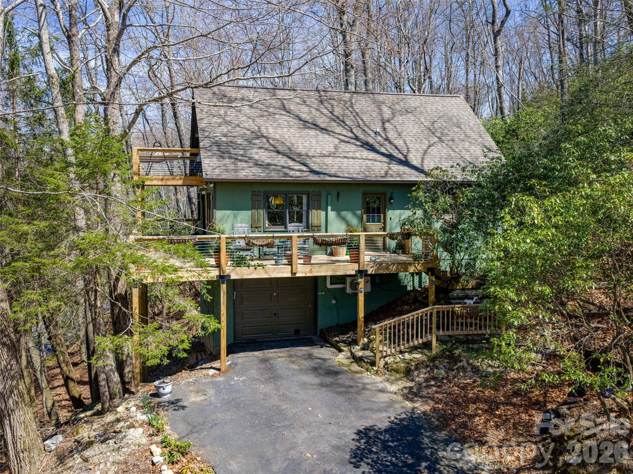 31 Elseetos DR, Brevard, NC 28712