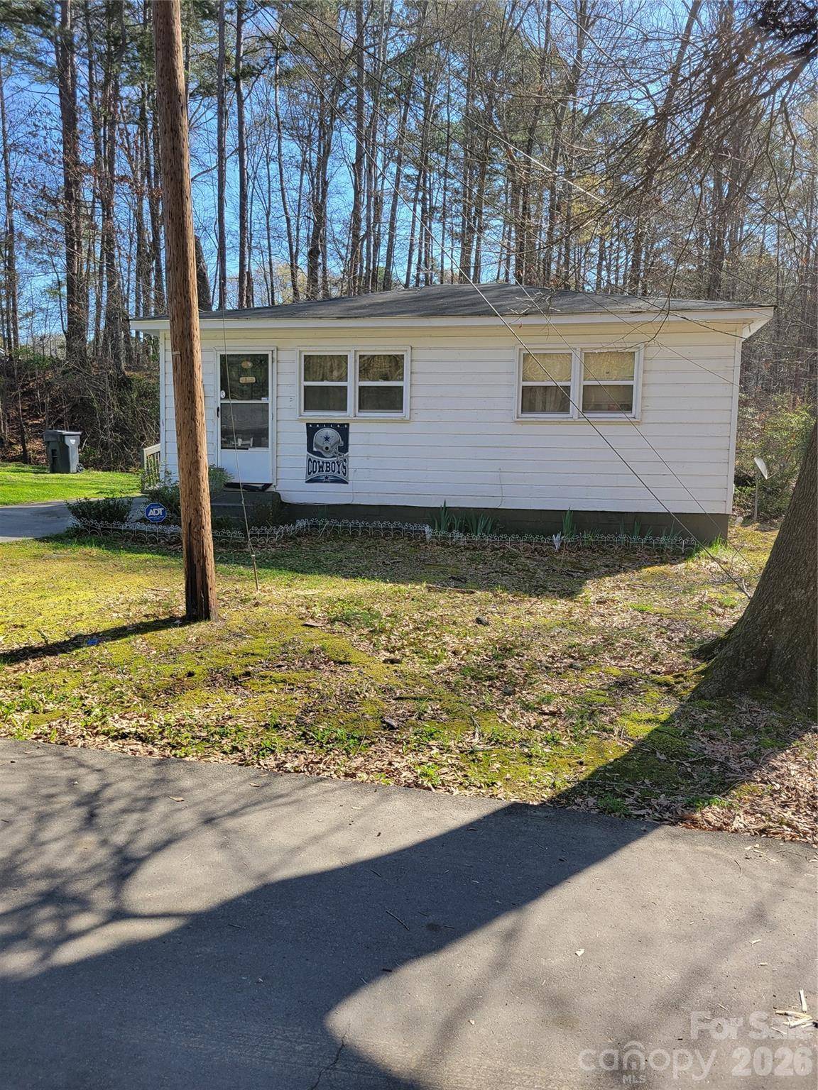 408 S Starr ST, Dallas, NC 28034