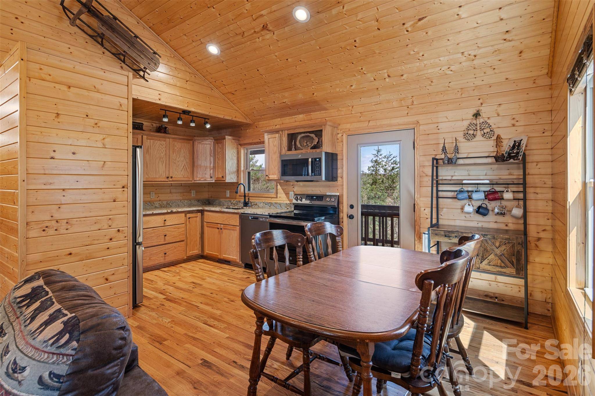 128 Deer Antler DR, Purlear, NC 28665