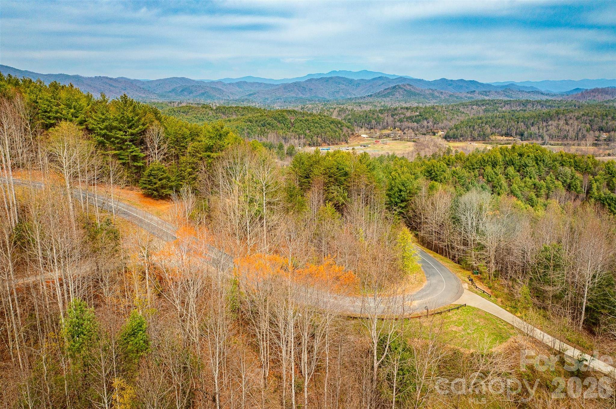 140 Johns Ridge Pkwy #140, Lenoir, NC 28645