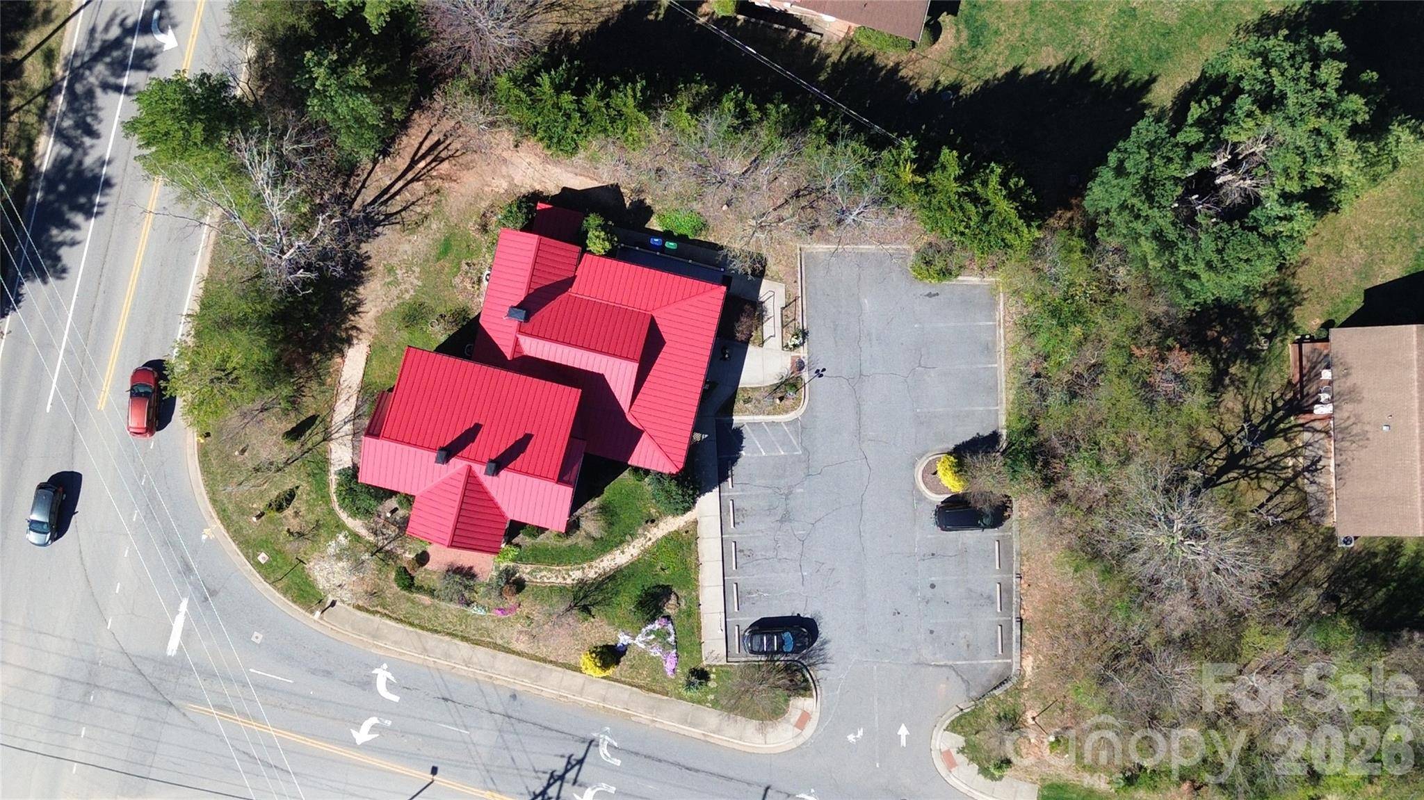 4 Northcrest DR, Weaverville, NC 28787