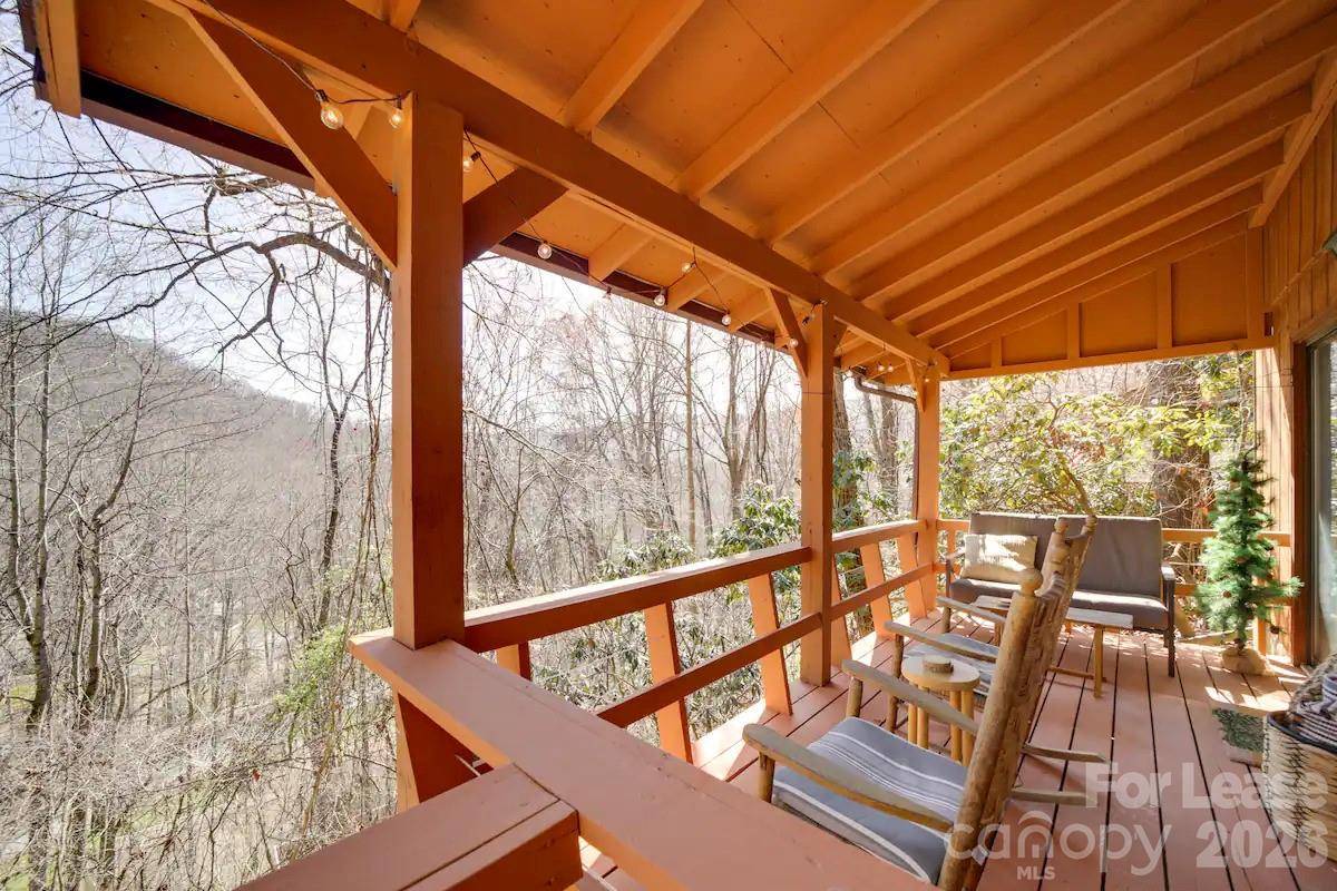 106 Sage CT, Maggie Valley, NC 28716