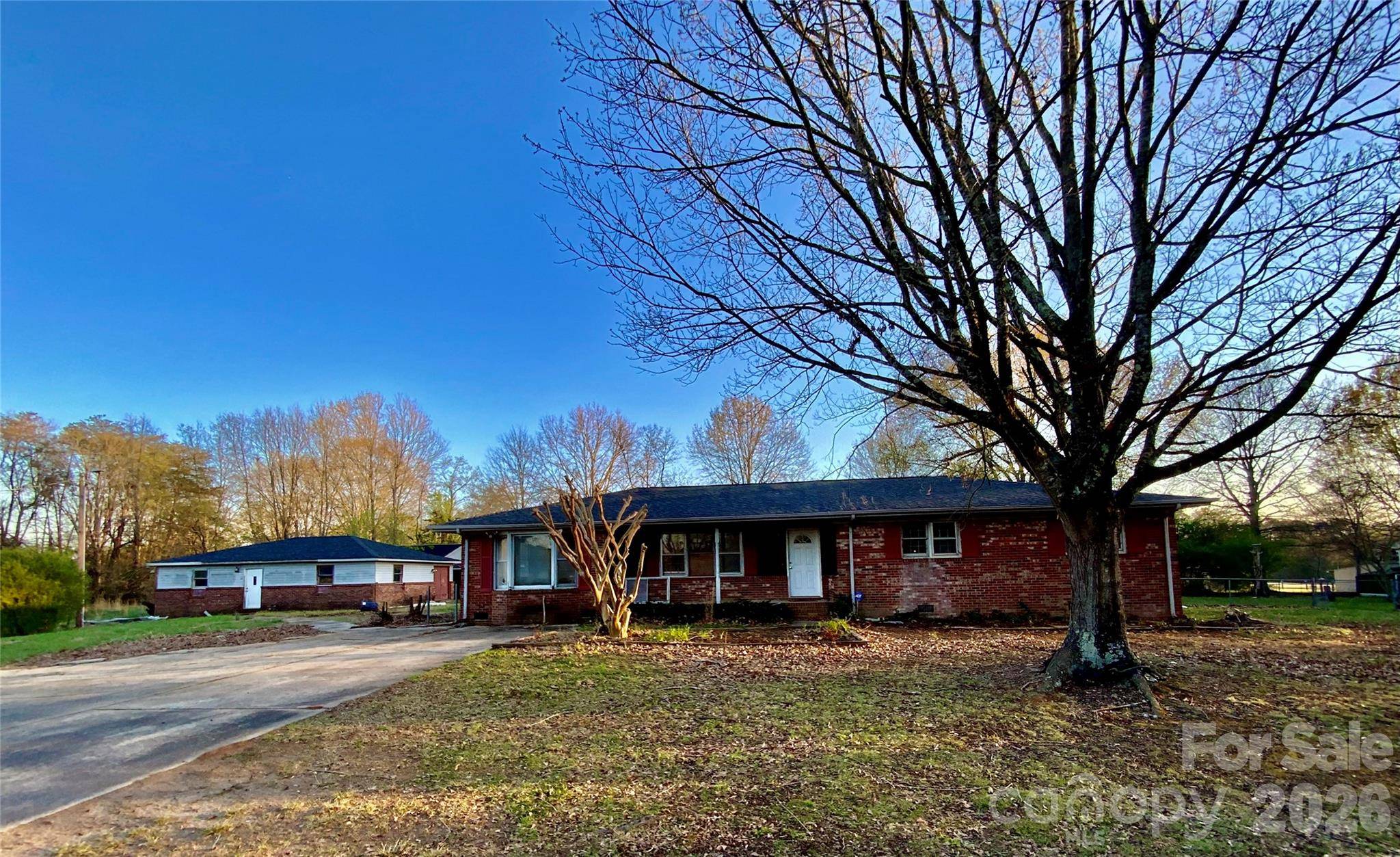 154 Lovelace RD, Forest City, NC 28043
