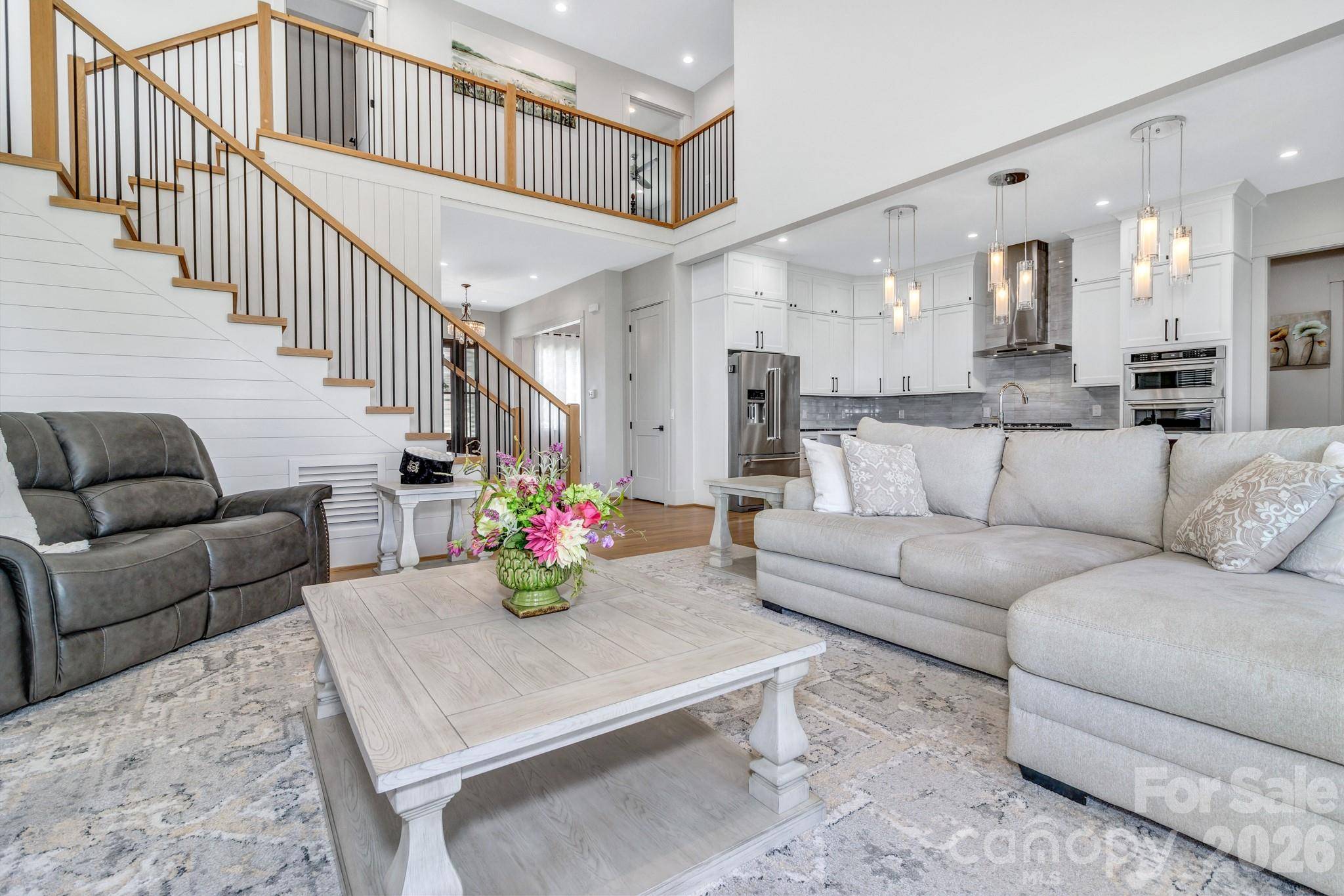 301 Rockbridge RD, Mills River, NC 28759