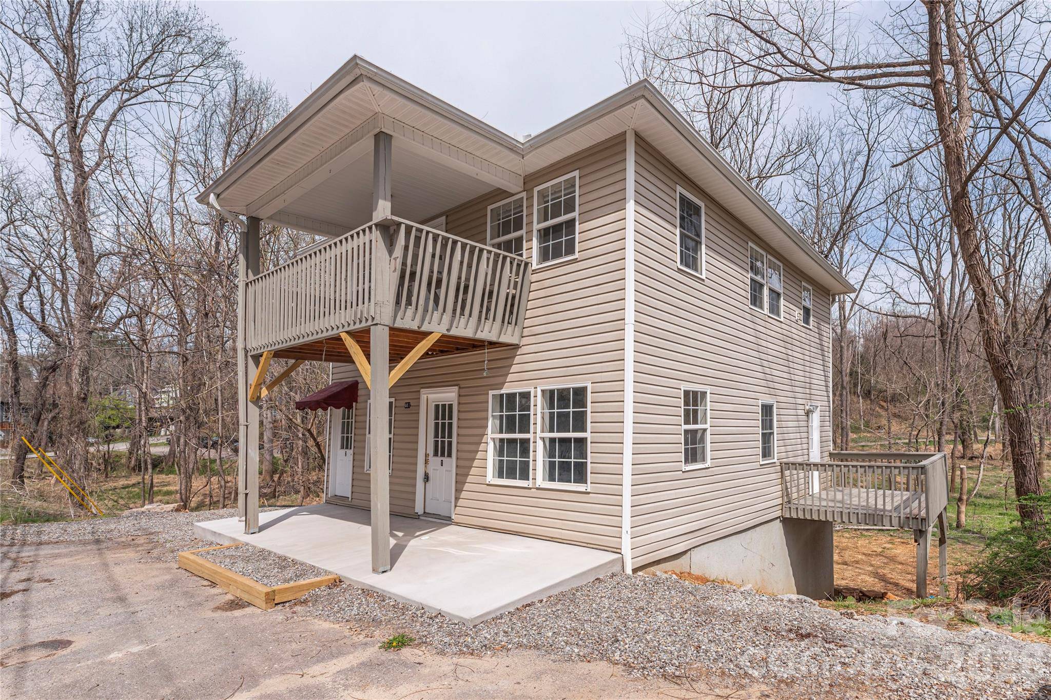 448 Sand Hill RD, Asheville, NC 28806