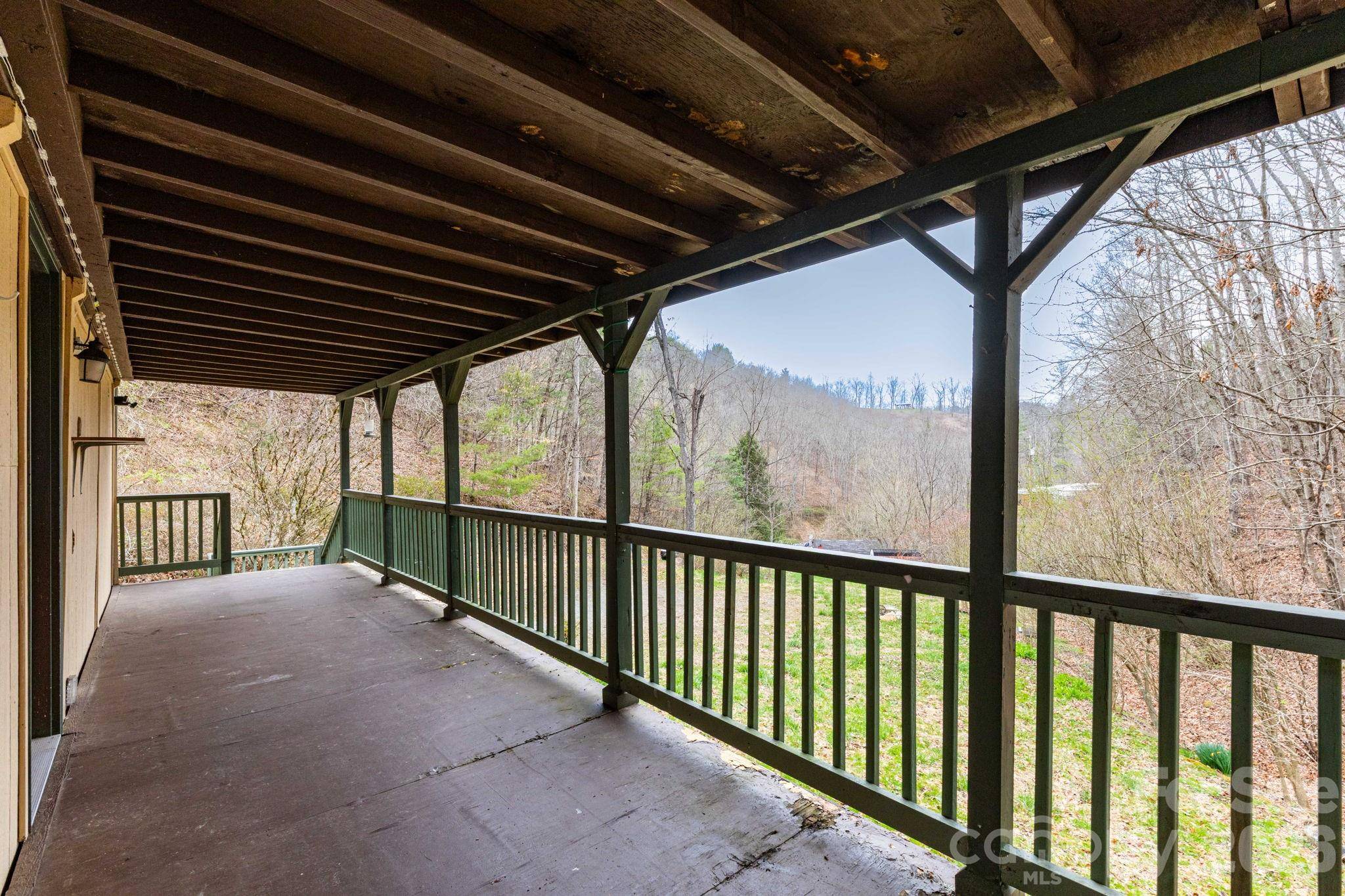 294 Ball DR, Marshall, NC 28753