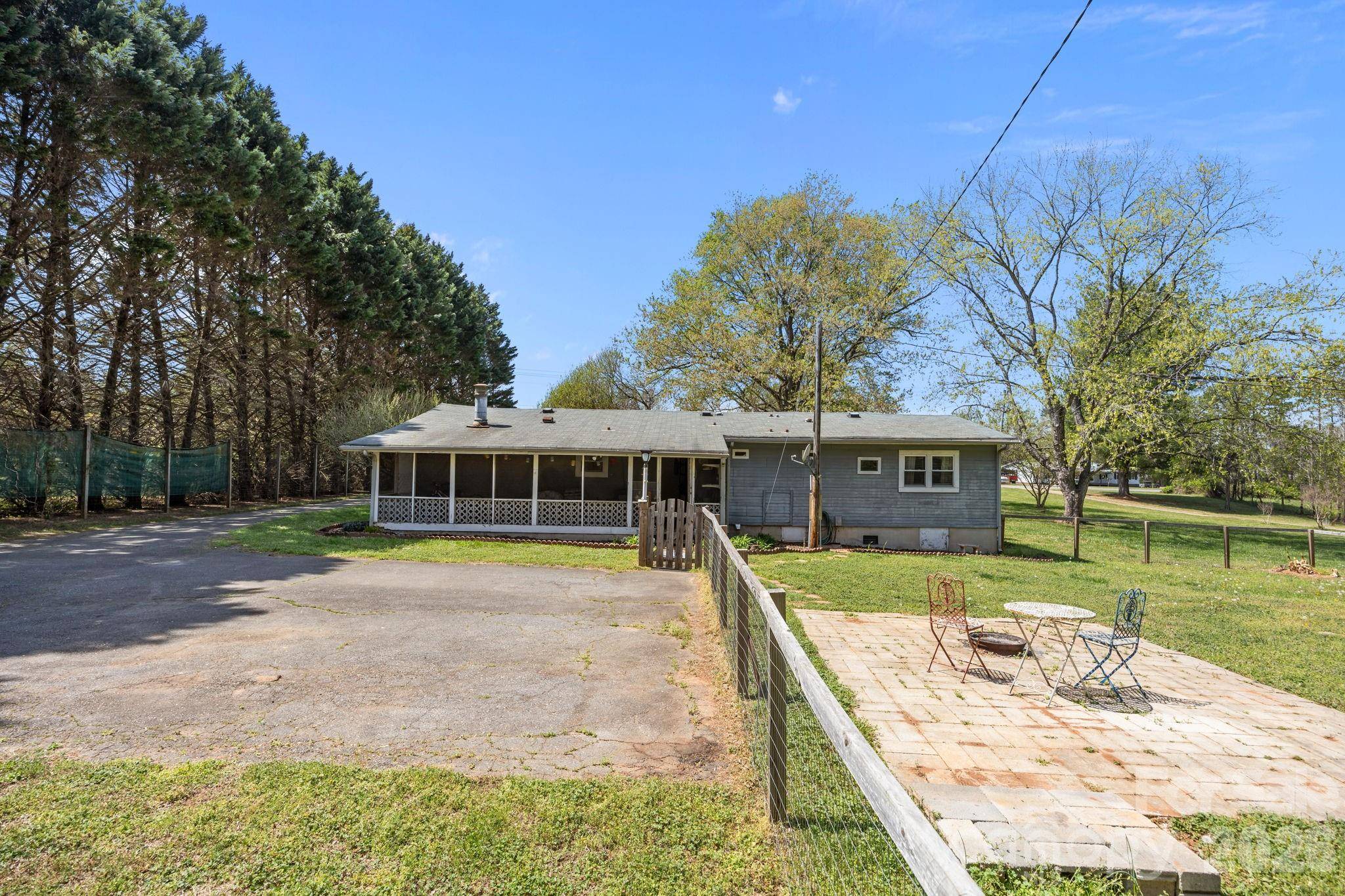 700 Patterson Farm RD, Mooresville, NC 28115