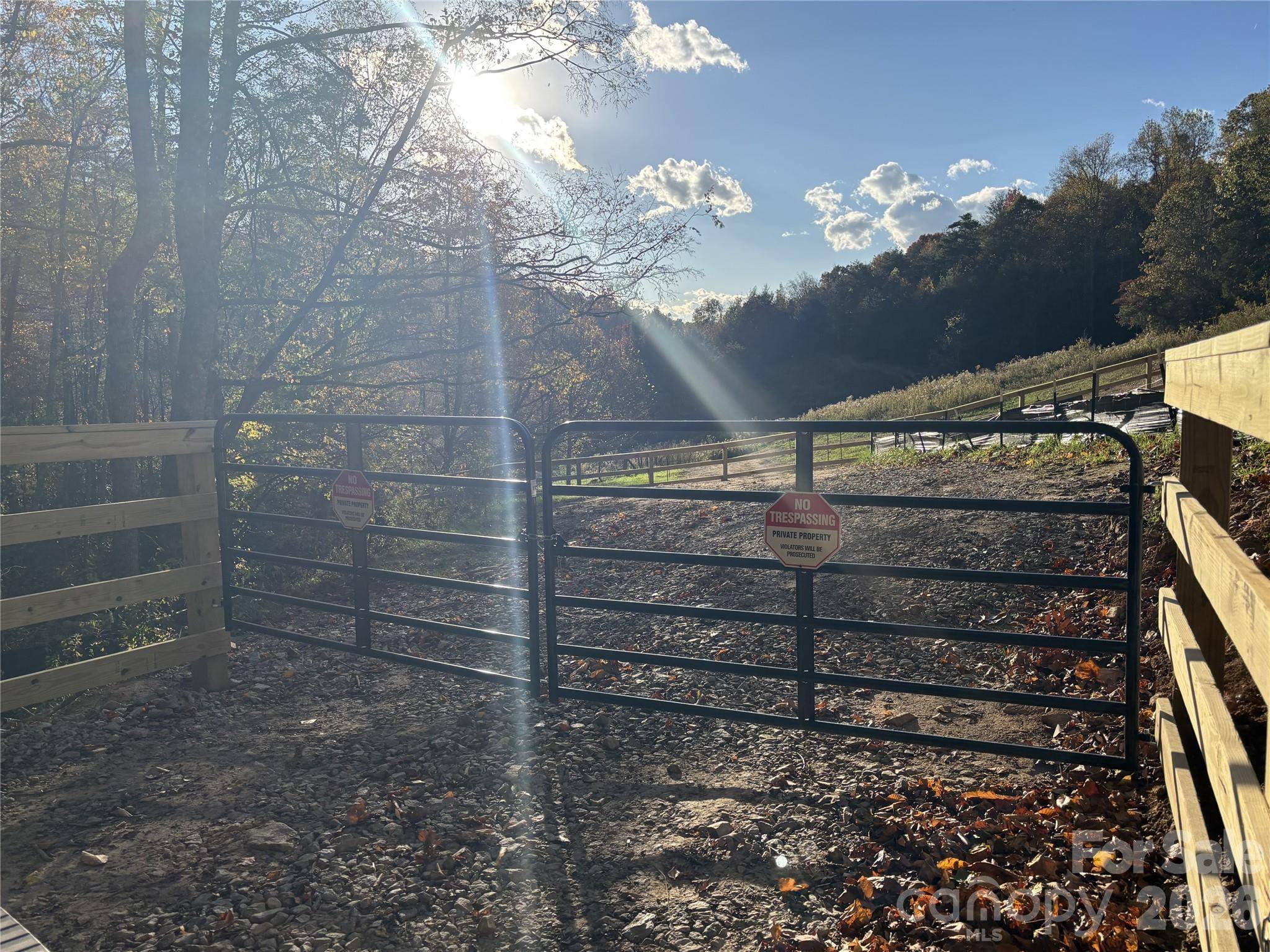 000 Cook Cove RD #2, Weaverville, NC 28787