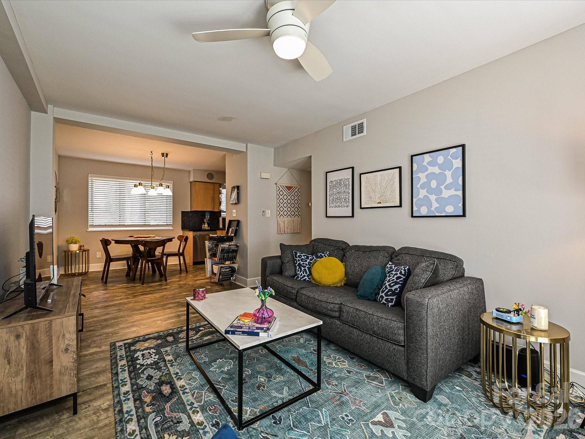 201 N Dotger AVE #C9, Charlotte, NC 28207