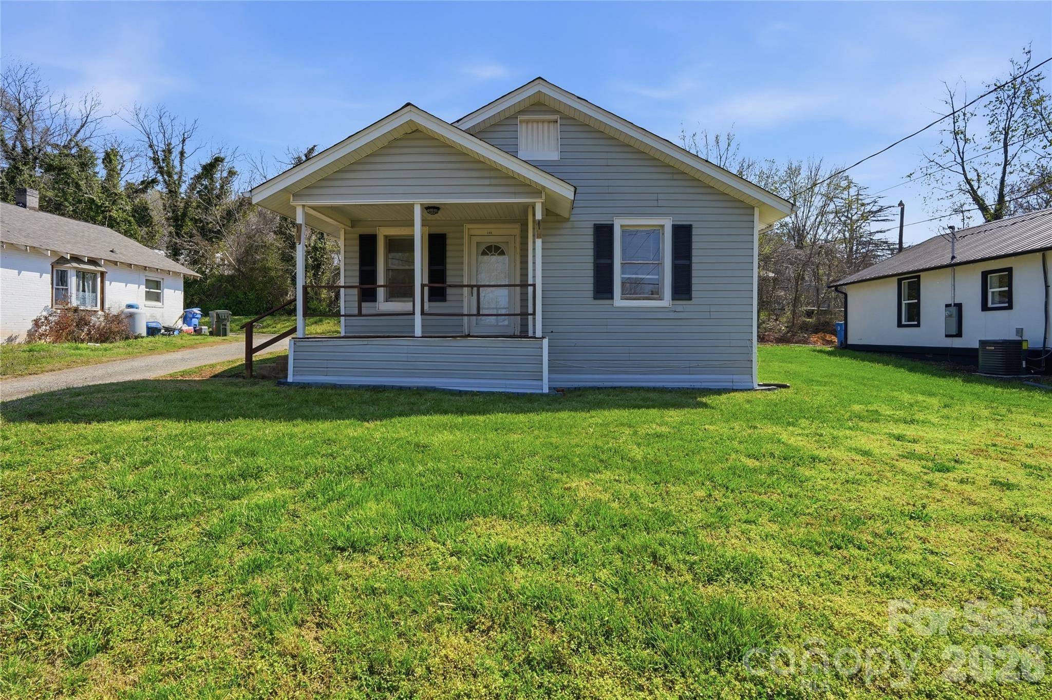 346 N Cleghorn ST, Rutherfordton, NC 28139