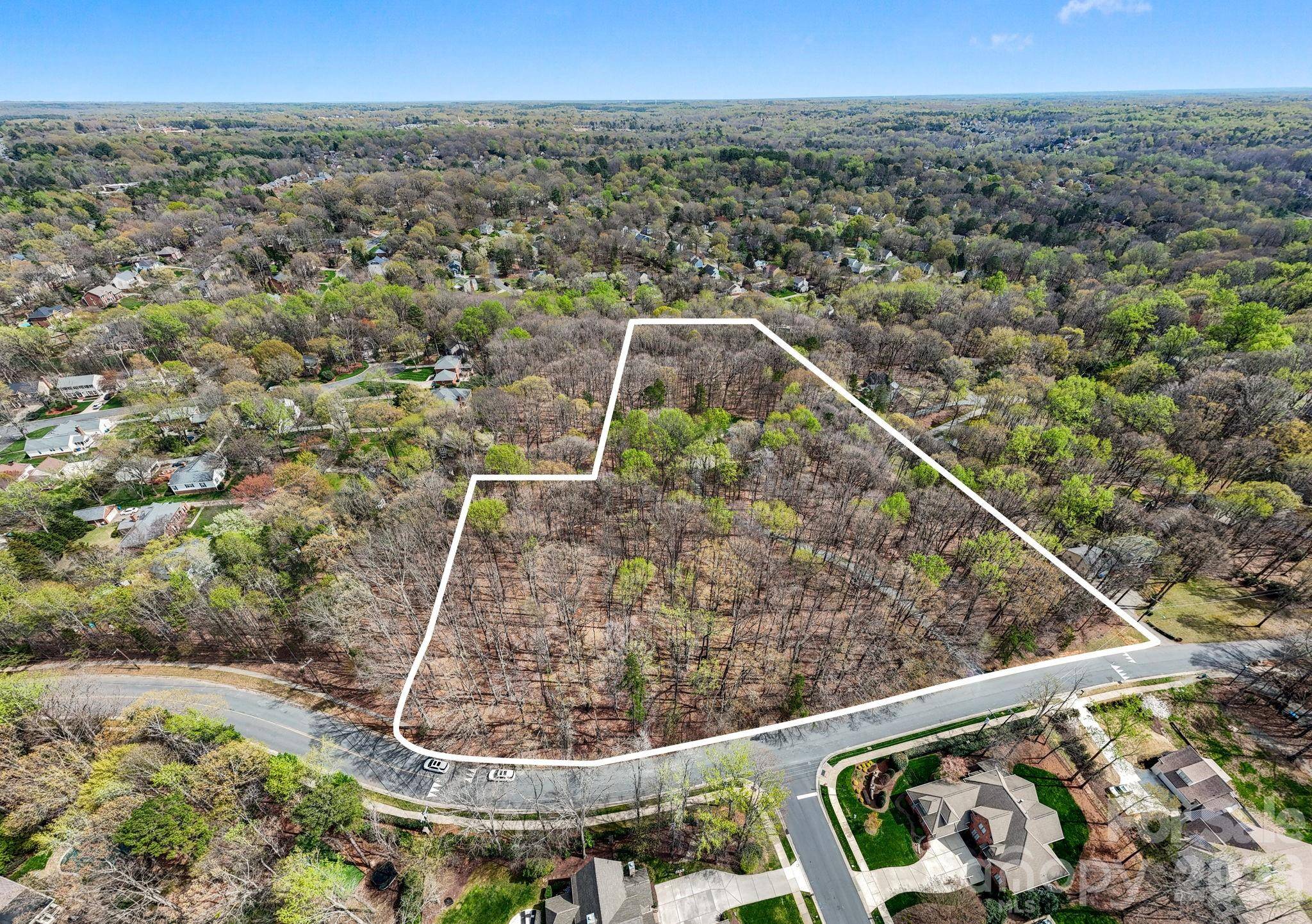 801 Reverdy LN, Matthews, NC 28105