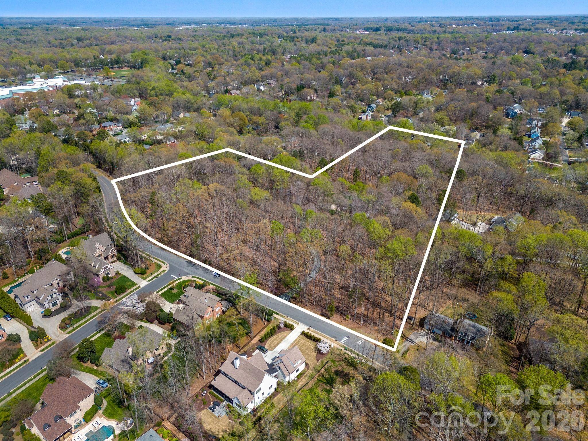 801 Reverdy LN, Matthews, NC 28105