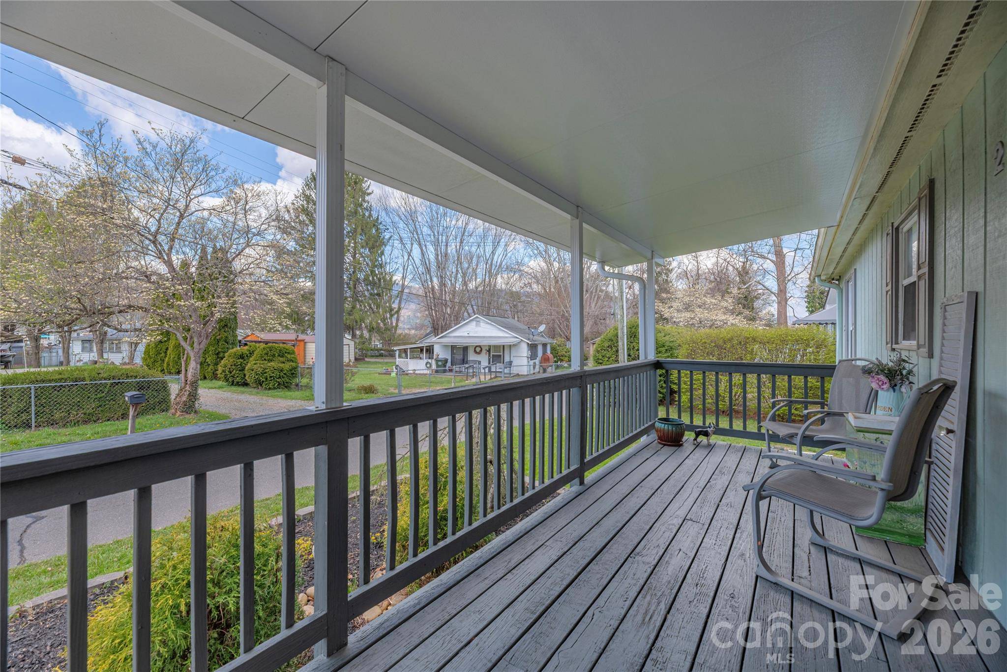 209 Browning RD, Waynesville, NC 28786