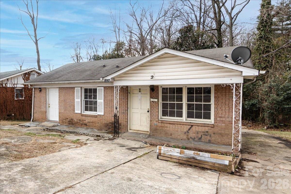 1628 Eastway DR, Charlotte, NC 28205