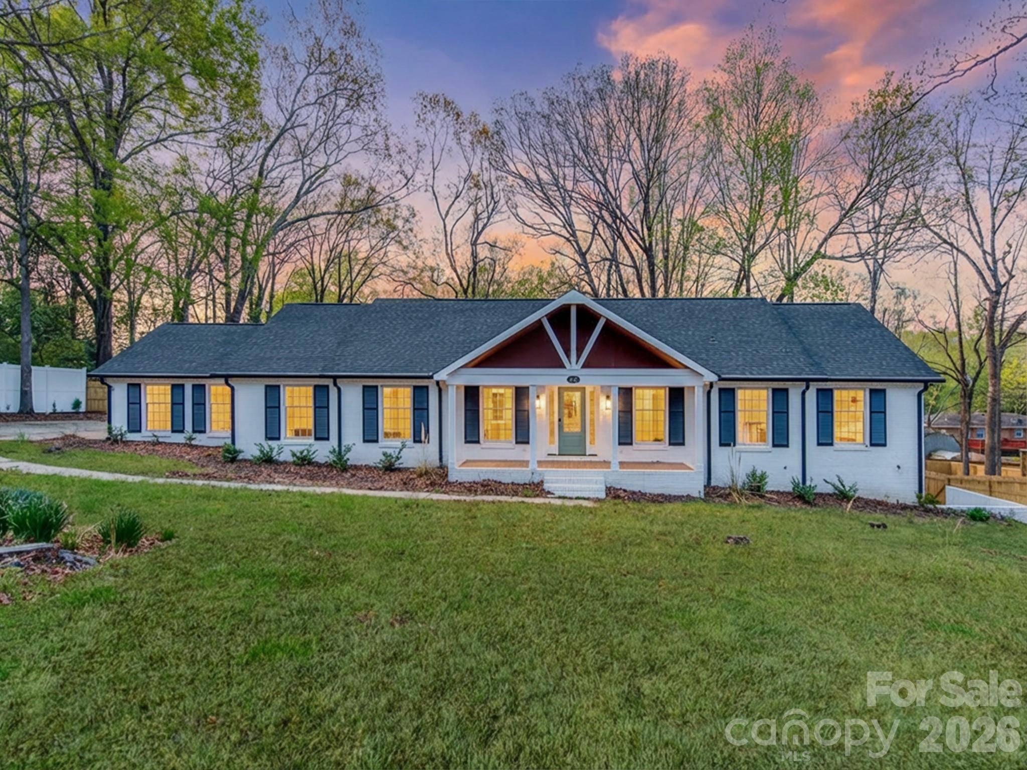 1632 Burtonwood CIR, Charlotte, NC 28212