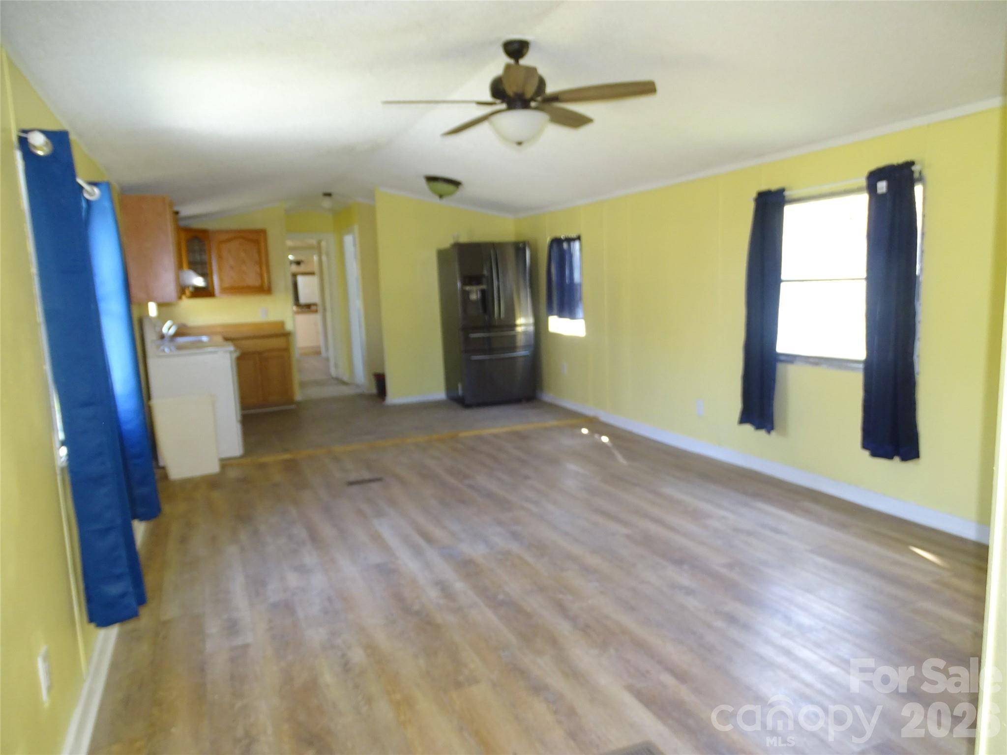 453 Riverview LN, Lexington, NC 27292