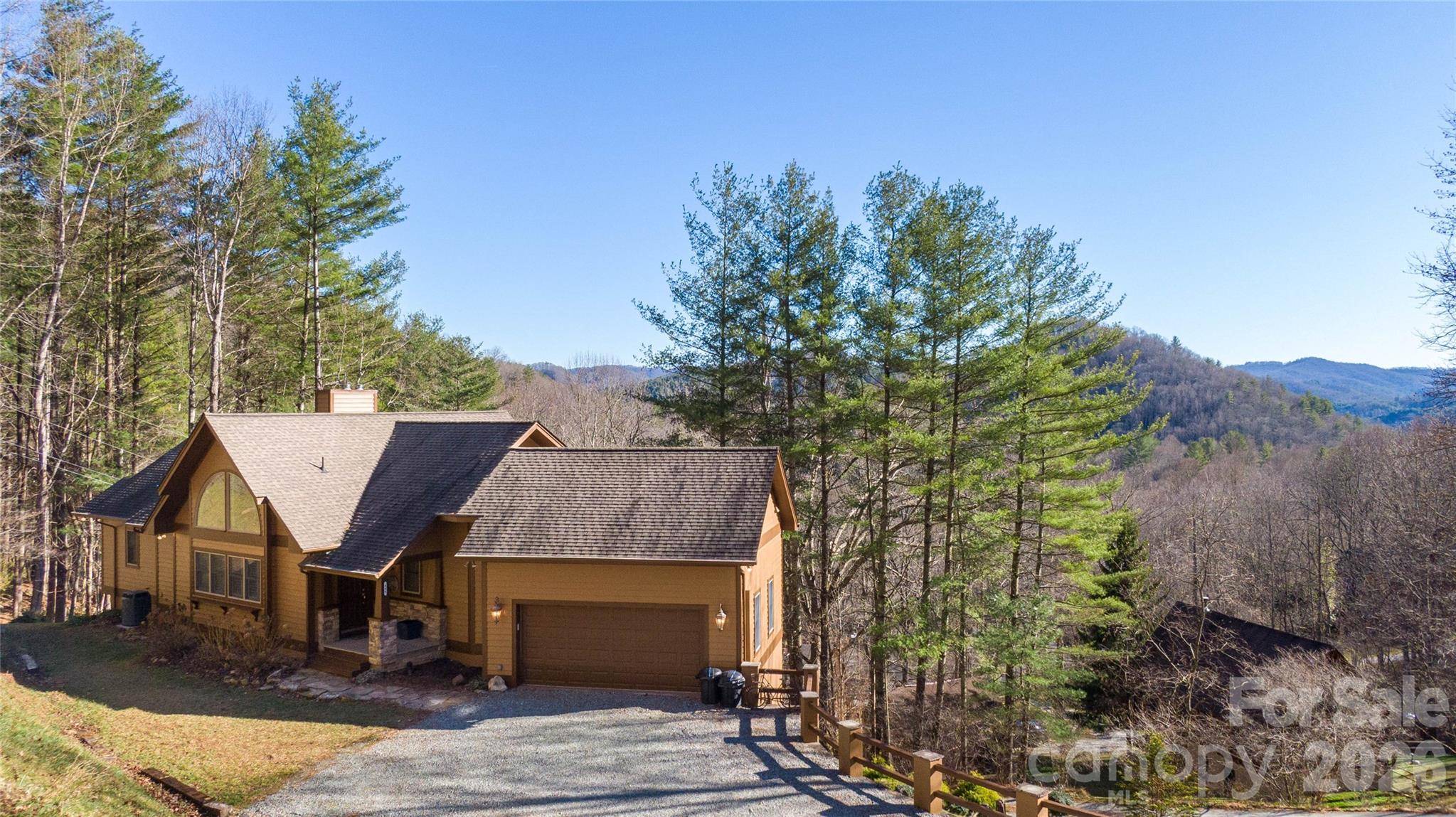 446 Windridge DR, Sugar Grove, NC 28679