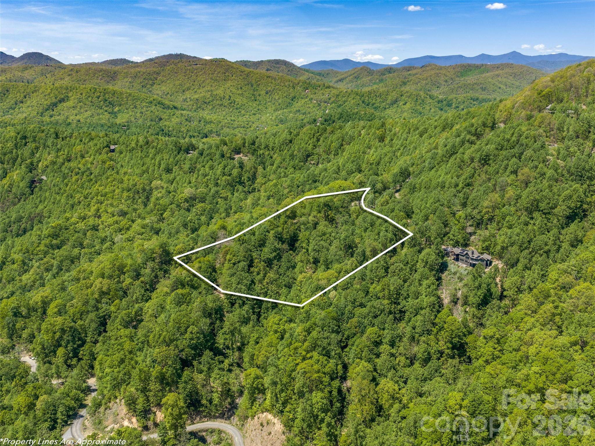 488 Warbler LN, Black Mountain, NC 28711